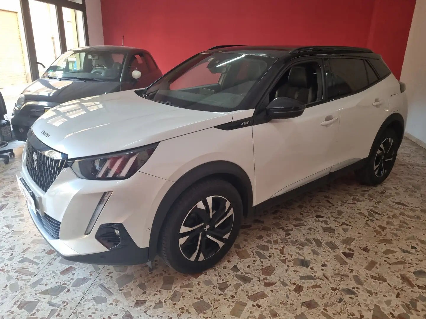 Peugeot 2008 1.5 bluehdi GT s&s 110cv Bianco - 2