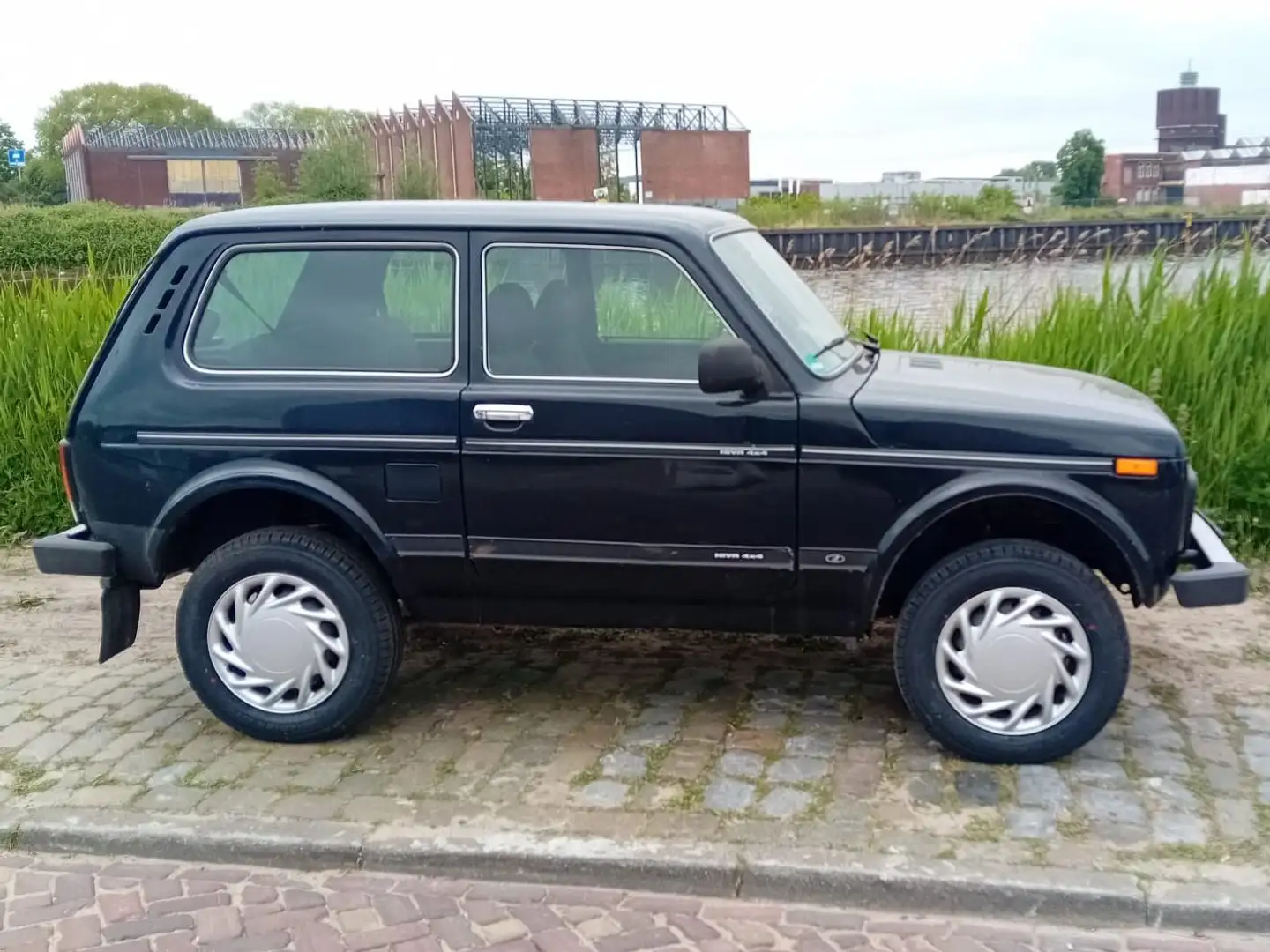 Lada 4x4 4x4 undefined Bleu - 2