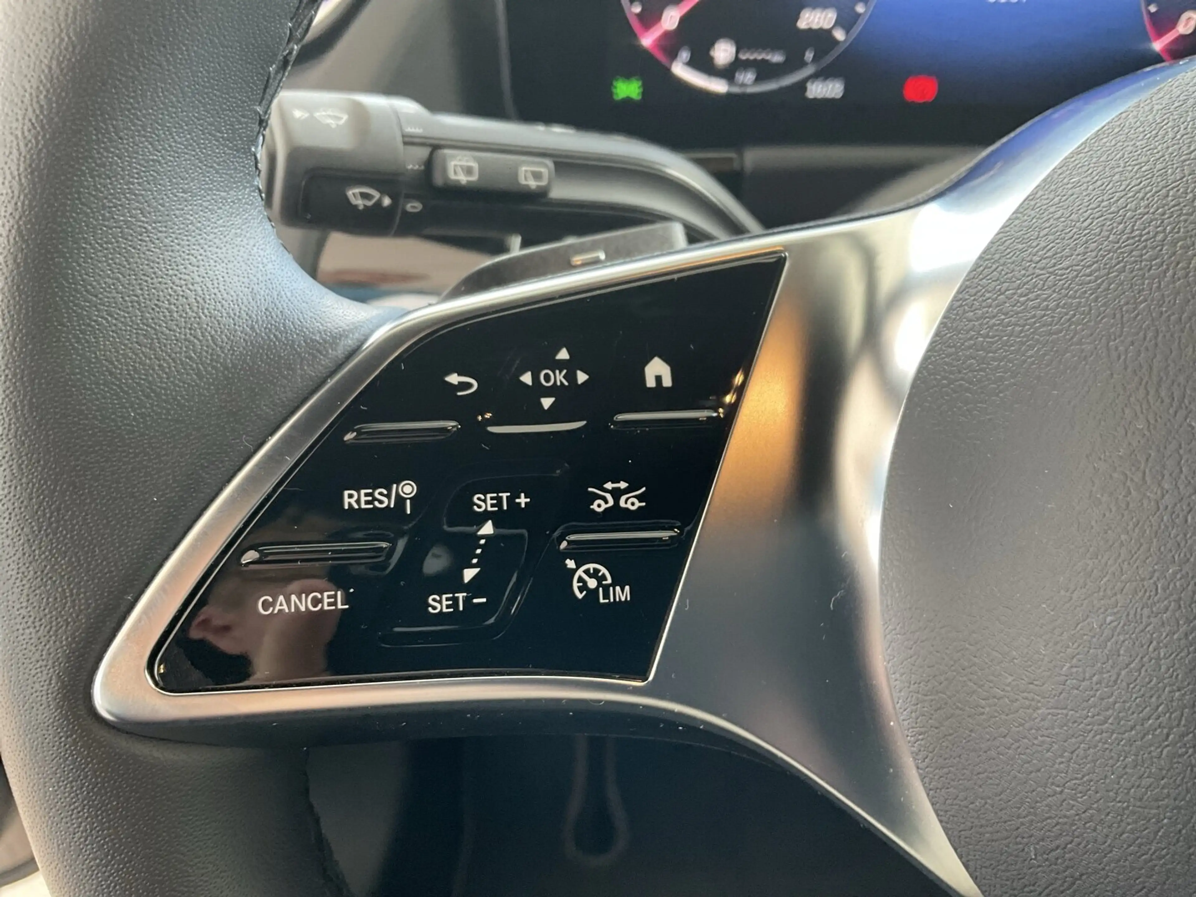 Mercedes-Benz B 200 B 200 Progressive/Distronic/Kamera/LED/AHK/Navi — photo 13