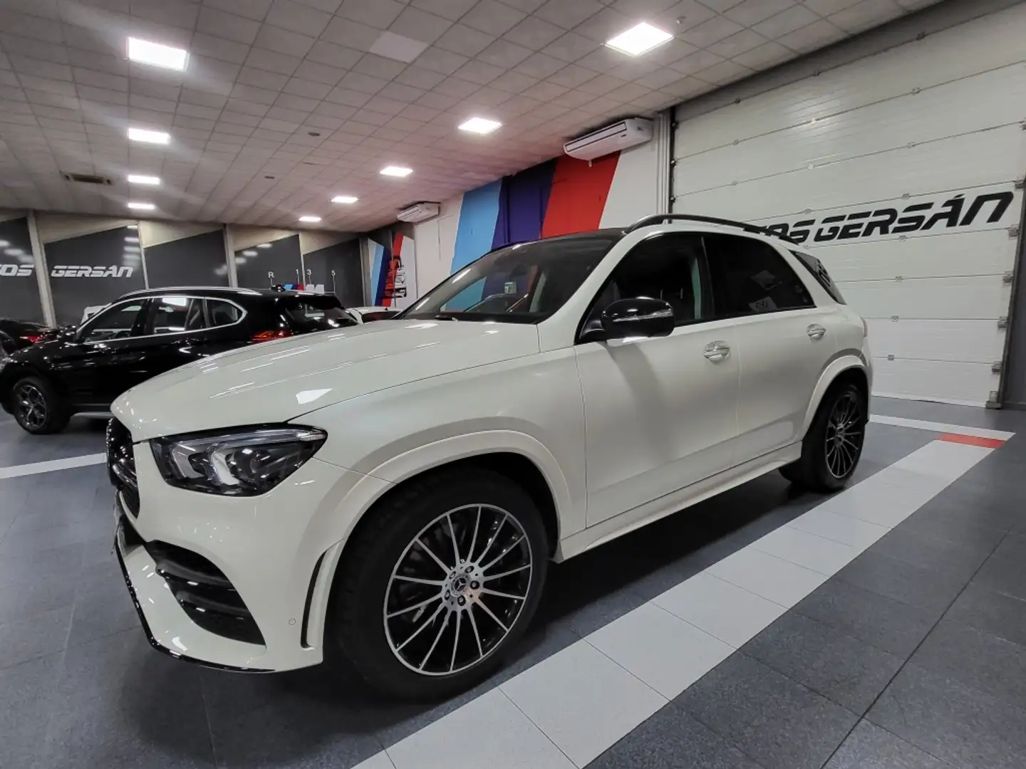 Mercedes-Benz GLE 400 400d 4Matic Aut. Weiß - 1