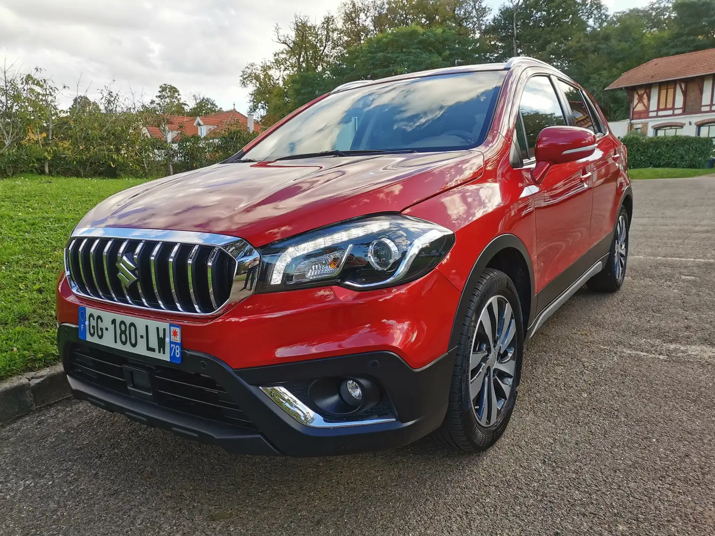 Suzuki SX4 S-Cross 1.4 Boosterjet Allgrip Hybrid Style Rouge - 2