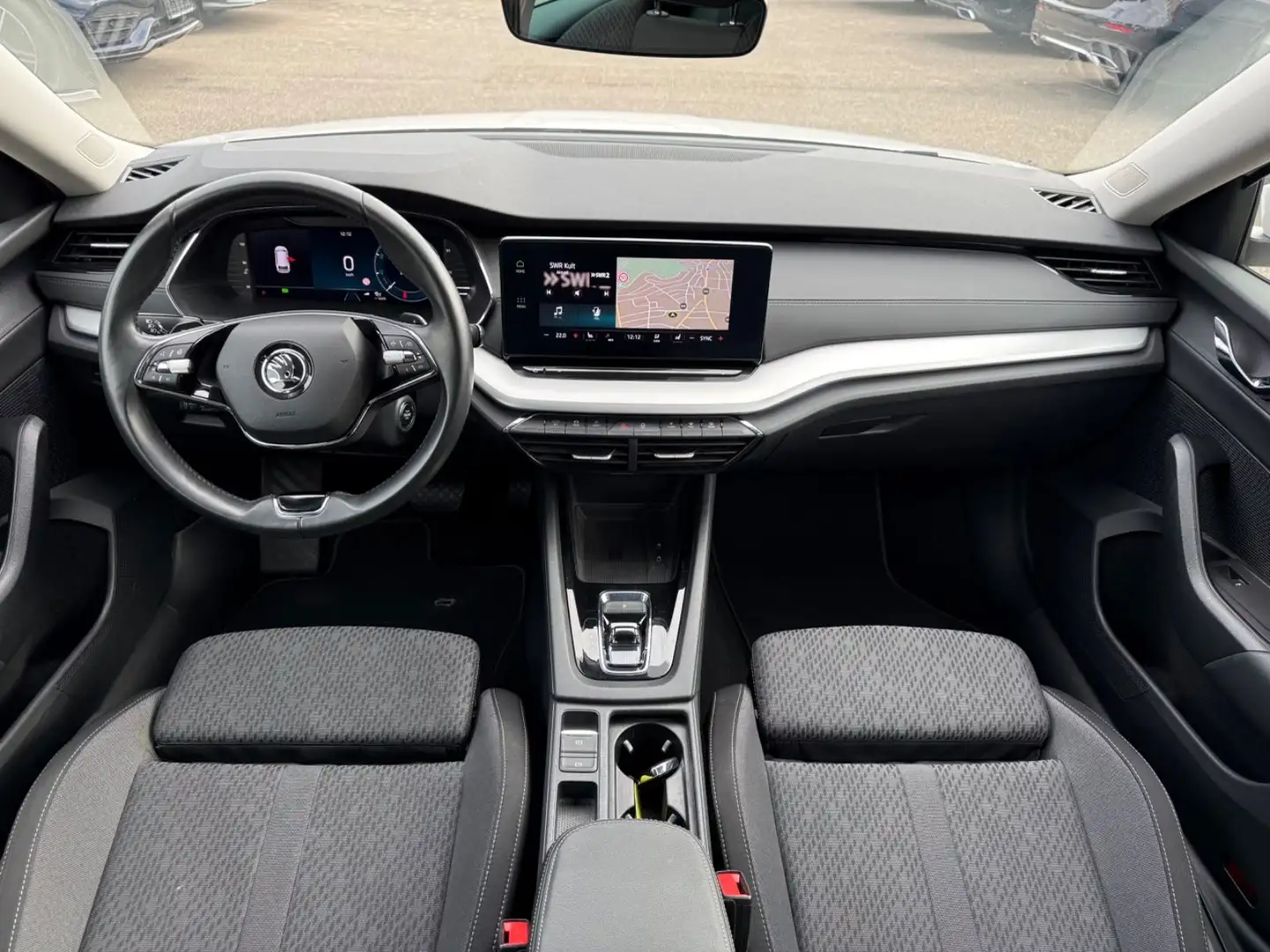 Skoda Octavia Combi Clever Weiß - 2