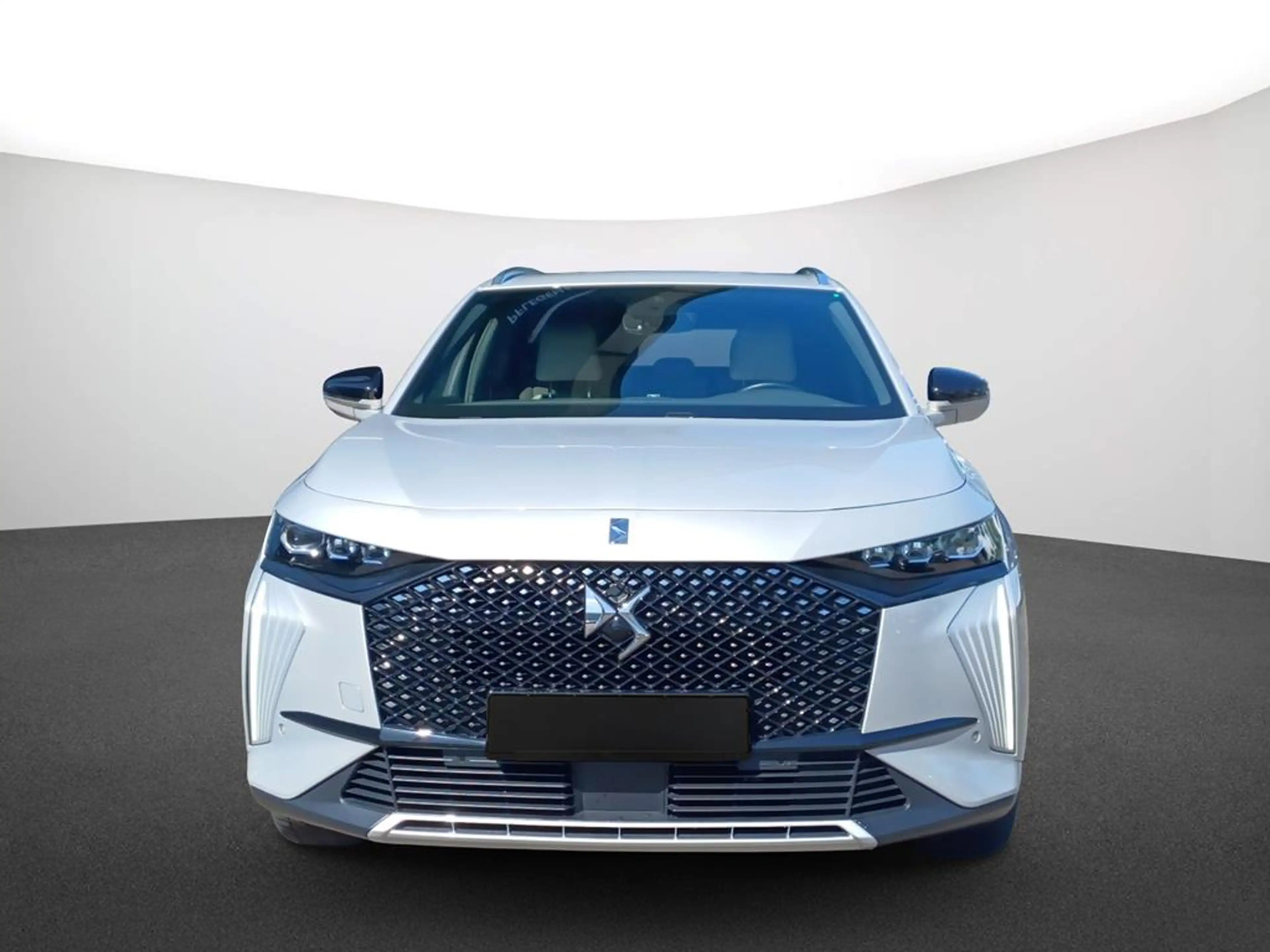 DS Automobiles DS 7 Opera Blu HDI 130 — photo 2