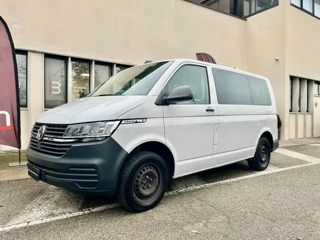 Volkswagen T6.1 Caravelle 9 POSTI - PREZZO NETTO - PRIMO PREZZO IN ITALIA
