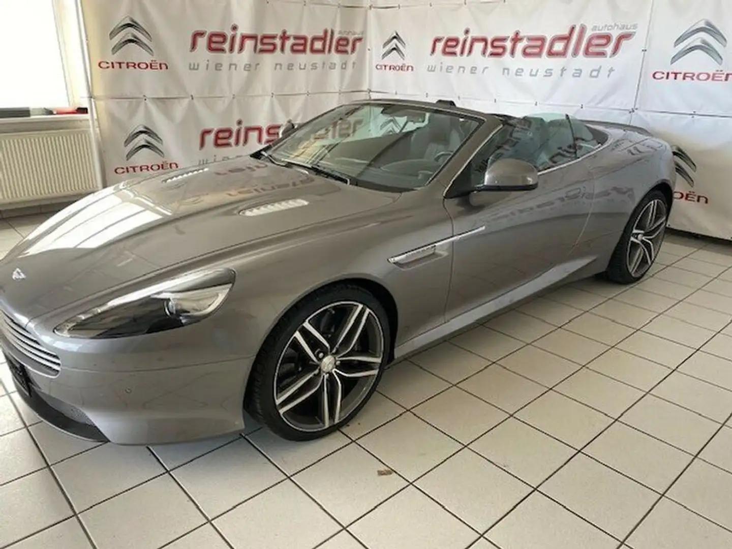 Aston Martin DB9 Volante Touchtronic II Серый - 1