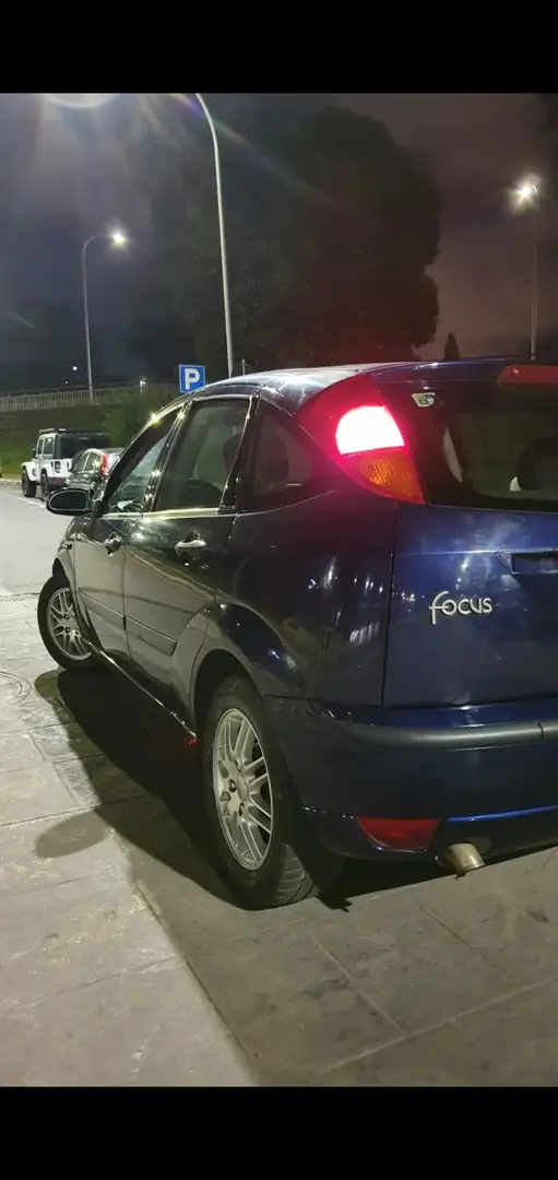 Ford Focus 5p 1.8 td Zetec - 1