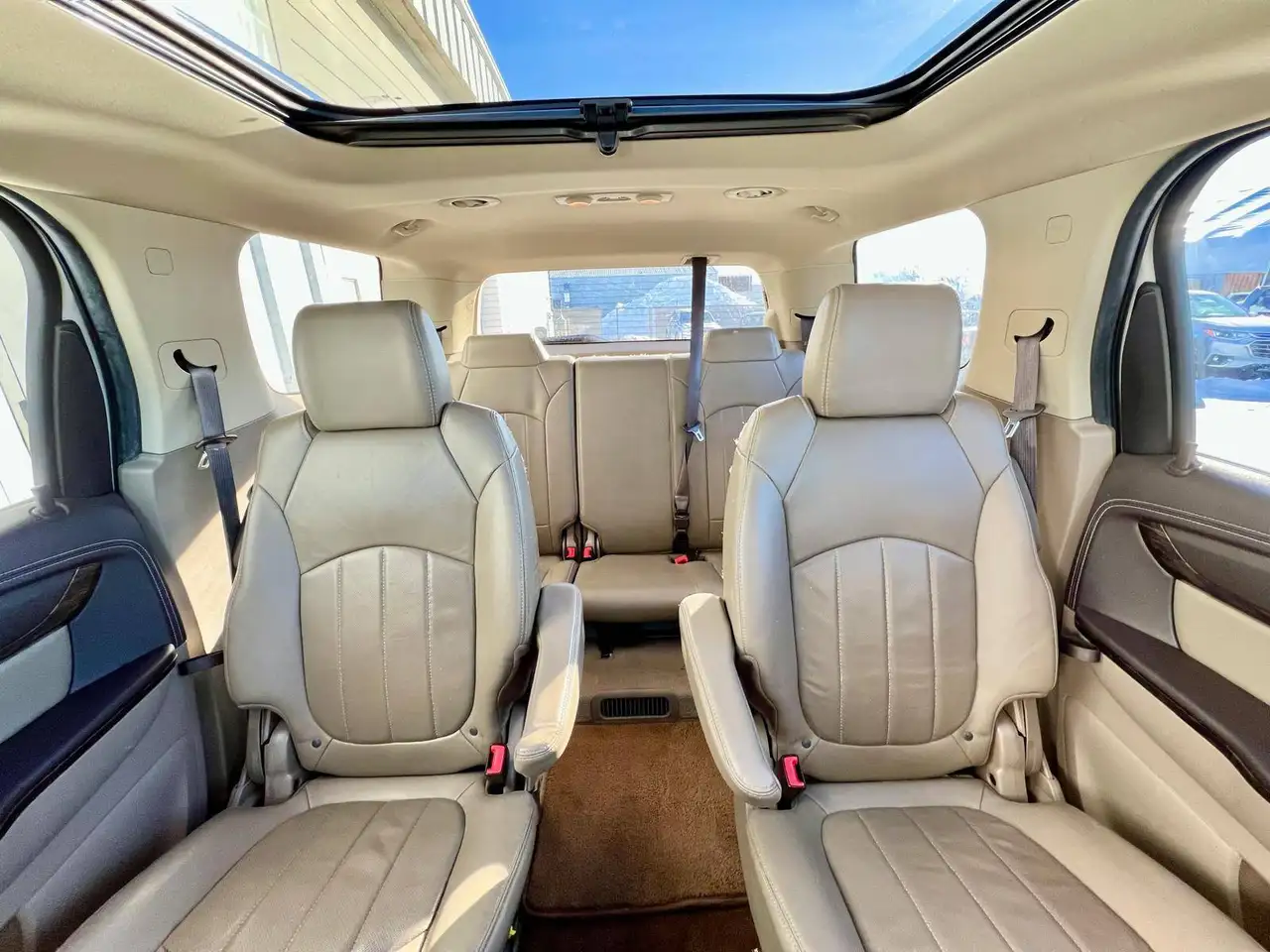 GMC Acadia снимка GMC Acadia