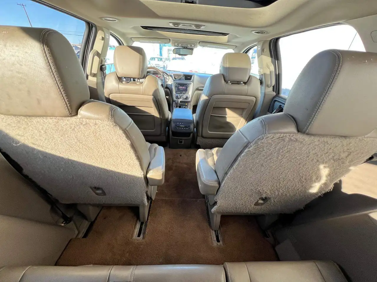 GMC Acadia снимка GMC Acadia
