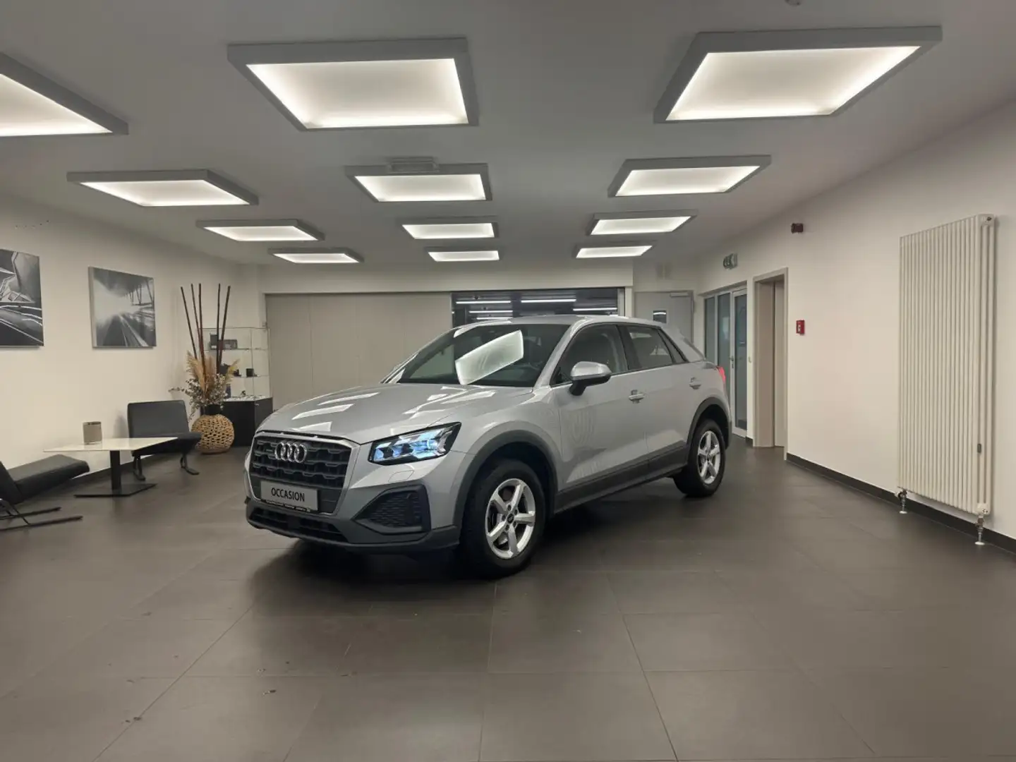 Audi Q2 35 TDI quattro 110(150) kW(ch) S tronic Gris - 1