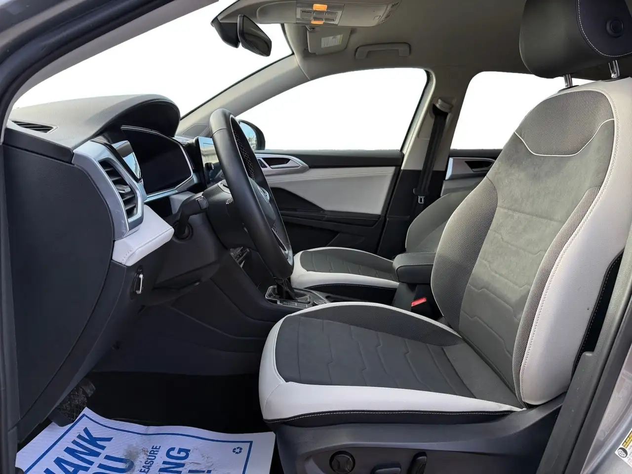 Volkswagen Taos снимка Volkswagen Taos