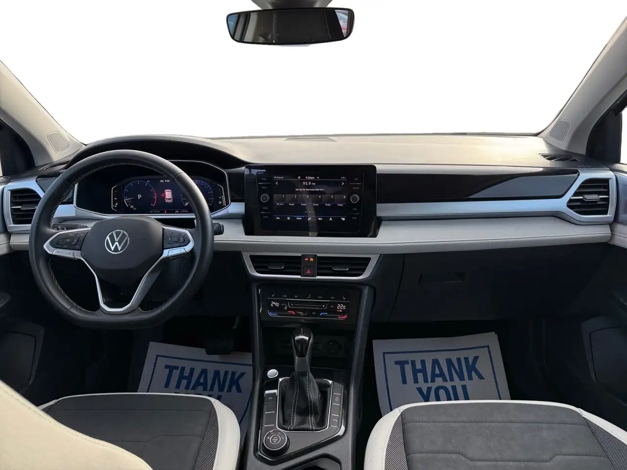 Volkswagen Taos снимка Volkswagen Taos