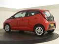 Toyota Aygo 1.0 VVT-i x-play | Automaat | Camera | Carplay Rood - thumbnail 2