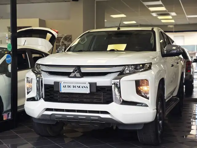 Mitsubishi L200 L200CabVI2019d.cab2.3d Intense 4wd150