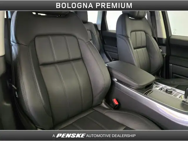 Land Rover Range Rover Sport view 14