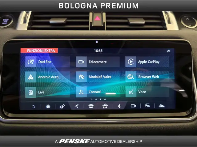 Land Rover Range Rover Sport view 13