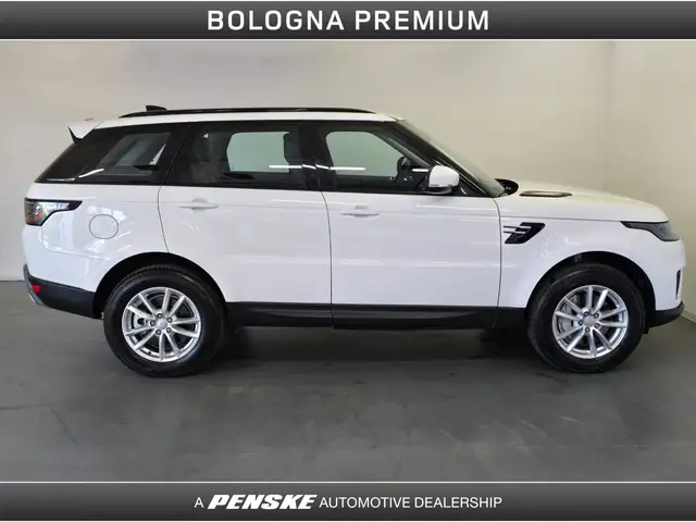 Land Rover Range Rover Sport view 5