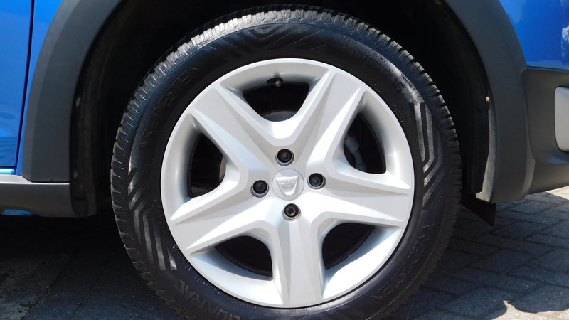 Dacia Sandero 0.9 TCe Stepway Lauréate — photo 10