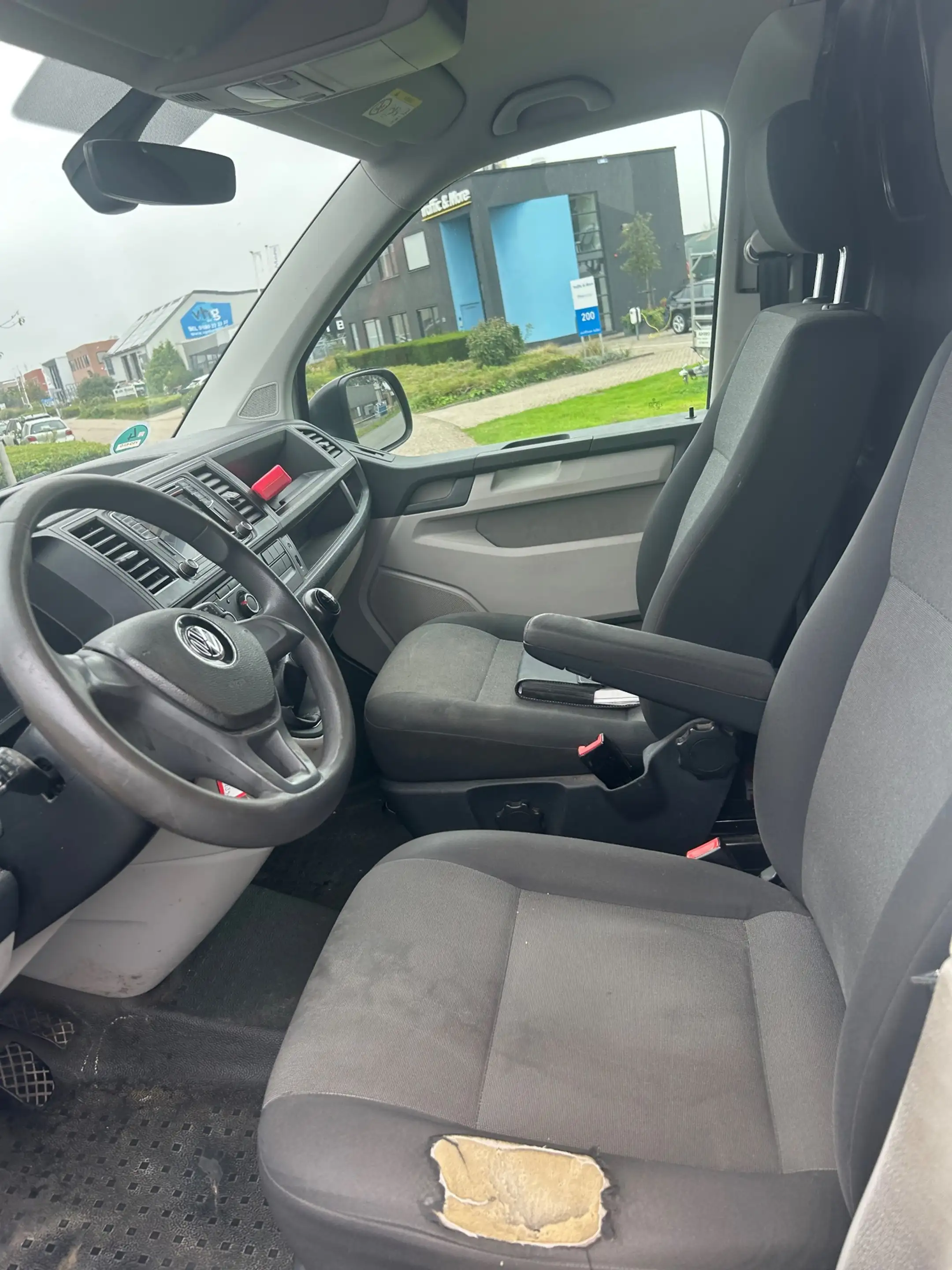 Volkswagen Transporter 2017 * 2.0 TDI L3H1 Highline *204 PK !!! * EURO 6* — photo 9