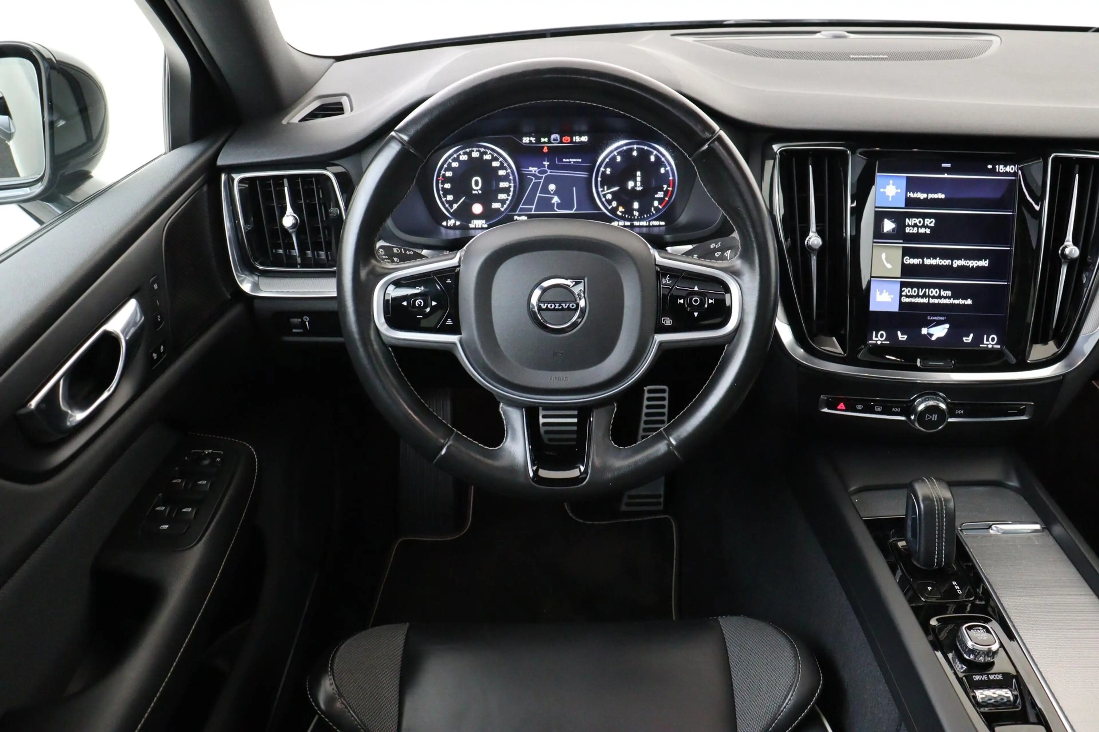 Volvo S60 B4 (M-HYBRID) R-DESIGN -PANO.DAK|HARMAN/KARDON|POW — photo 2