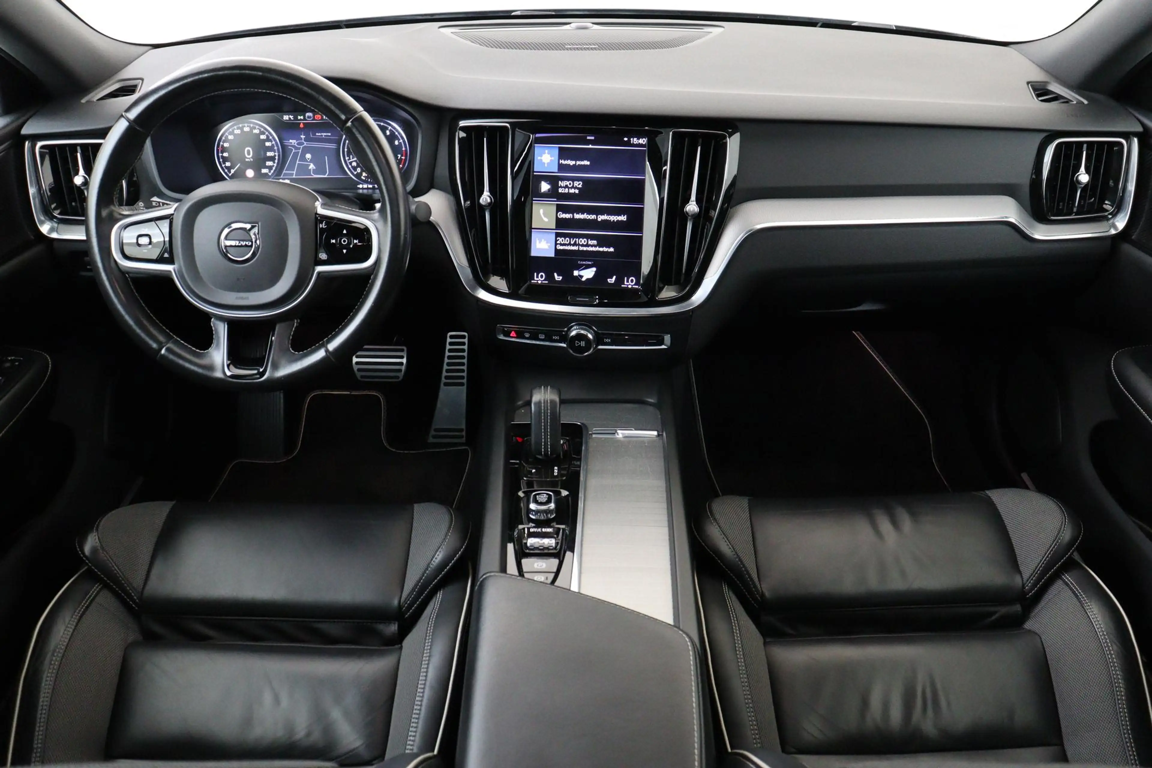 Volvo S60 B4 (M-HYBRID) R-DESIGN -PANO.DAK|HARMAN/KARDON|POW — photo 4