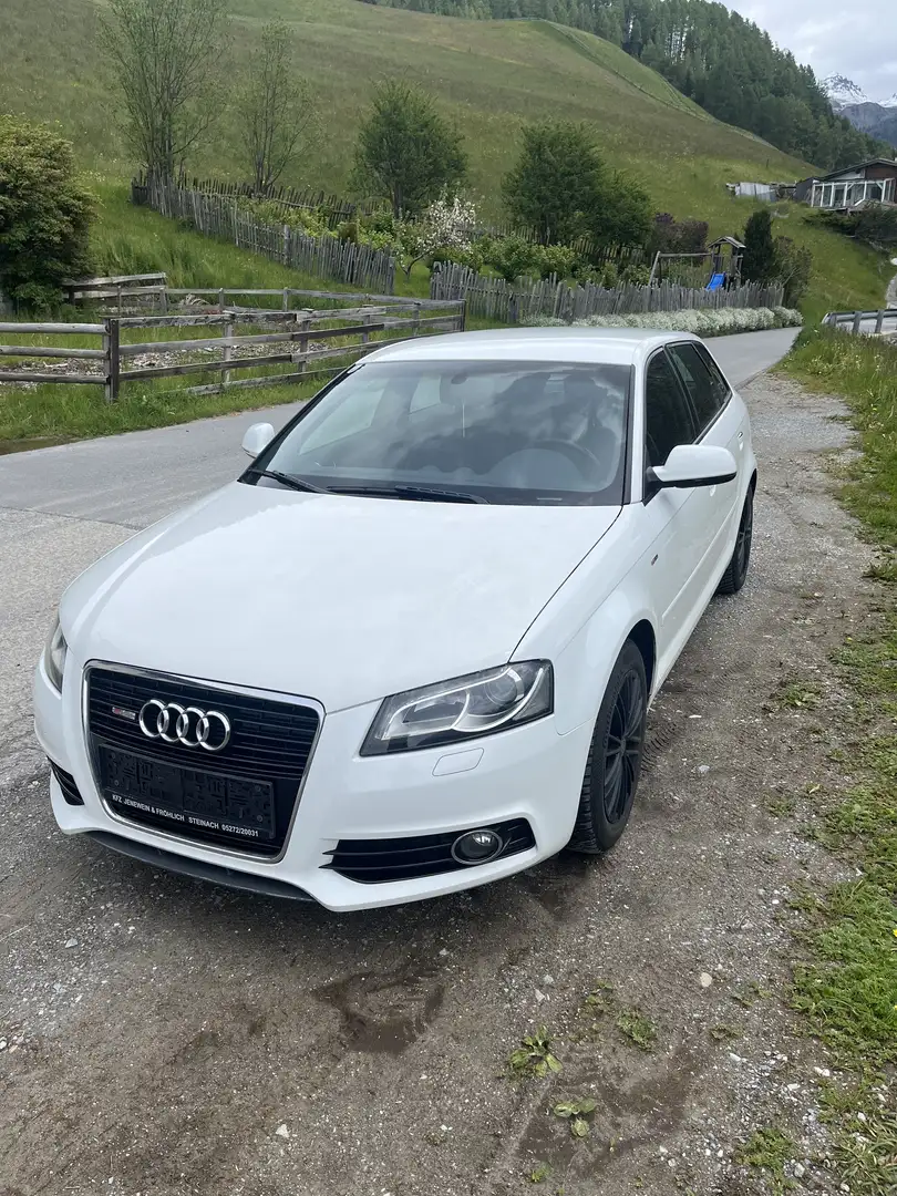Audi A3 S-Line 8P 2,0 TDI - 1