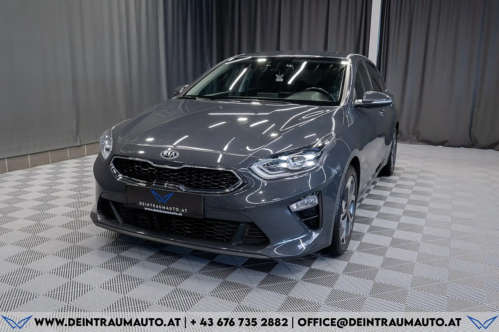 Kia Ceed / cee'd ceed 1,4 TGDI Gold*R-KAMERA*SHZ*LENKRAD-HEIZUNG* Grau - 2