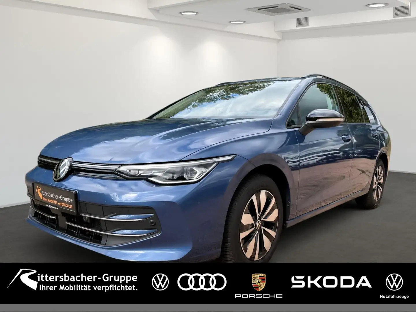 Volkswagen Golf Variant Golf VIII Variant 1.5 TSI Life Goal AHK LEDPlus Blau - 1