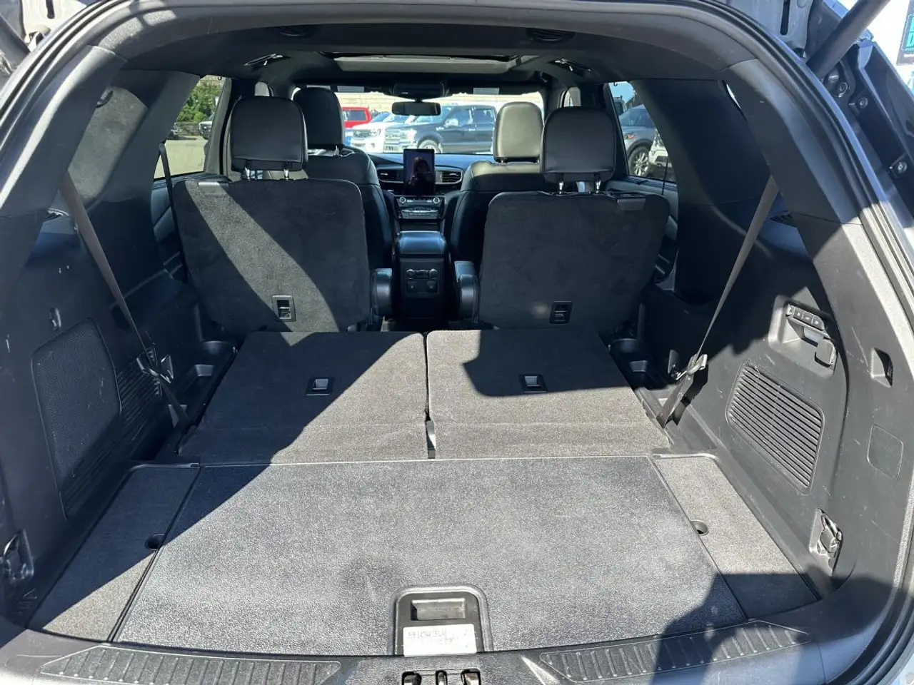 Ford Explorer photo Ford Explorer