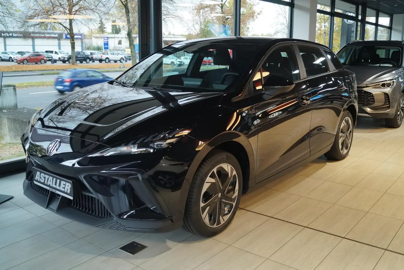 MG MG4 Fahrass+Distr+AUT+PTS+SHZ+Klima Negro - 2