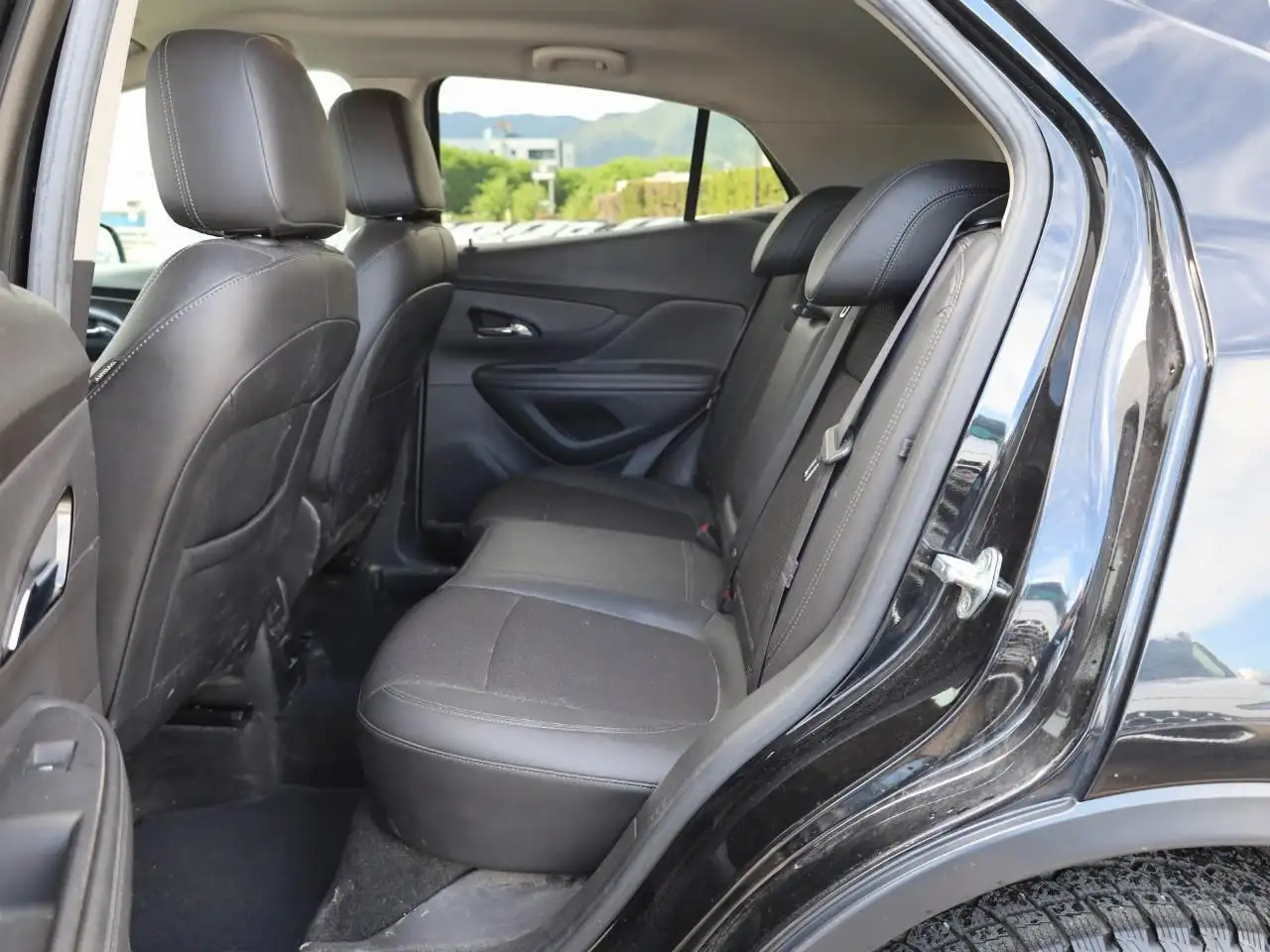 Buick Encore снимка Buick Encore