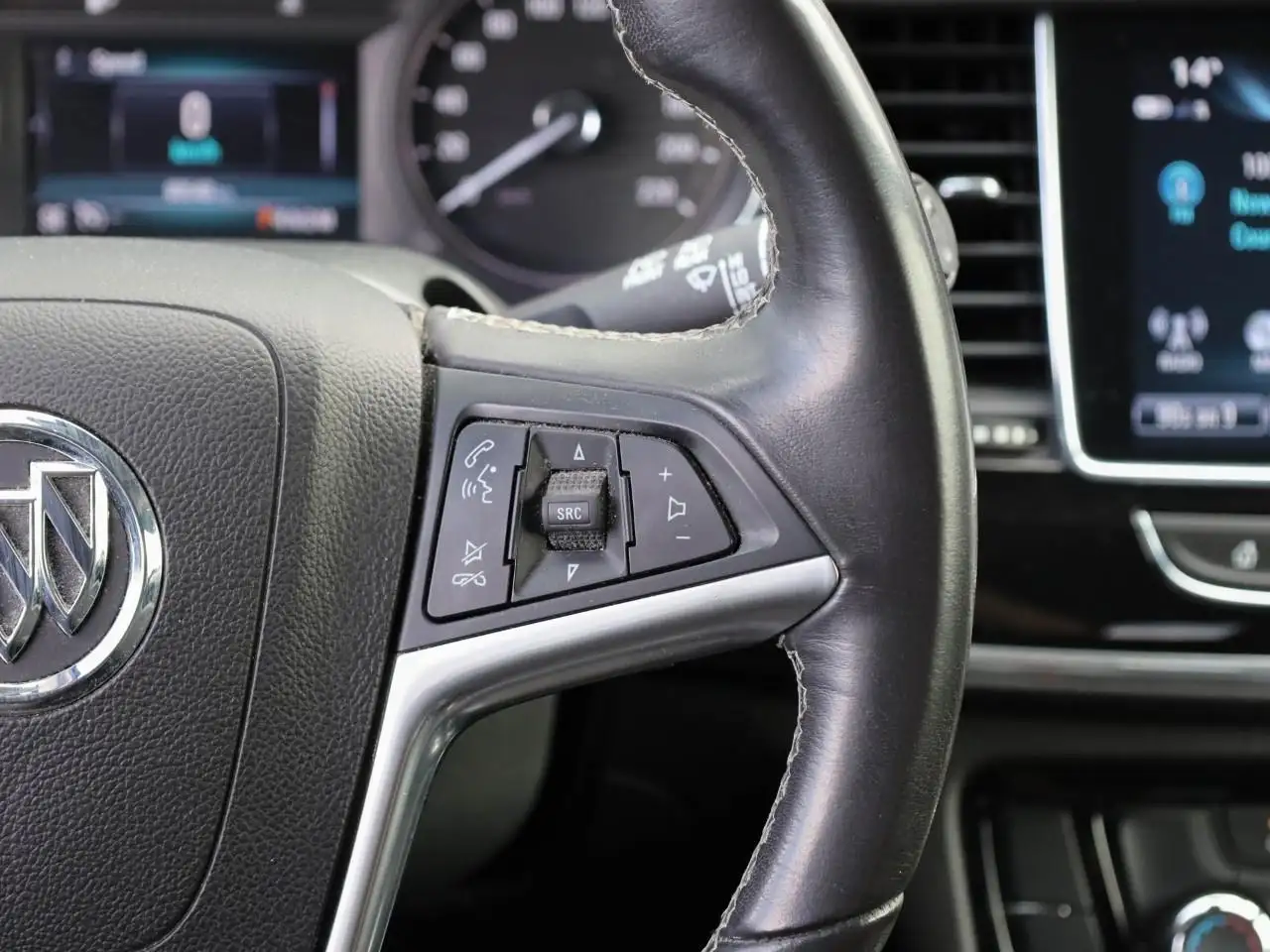 Buick Encore снимка Buick Encore