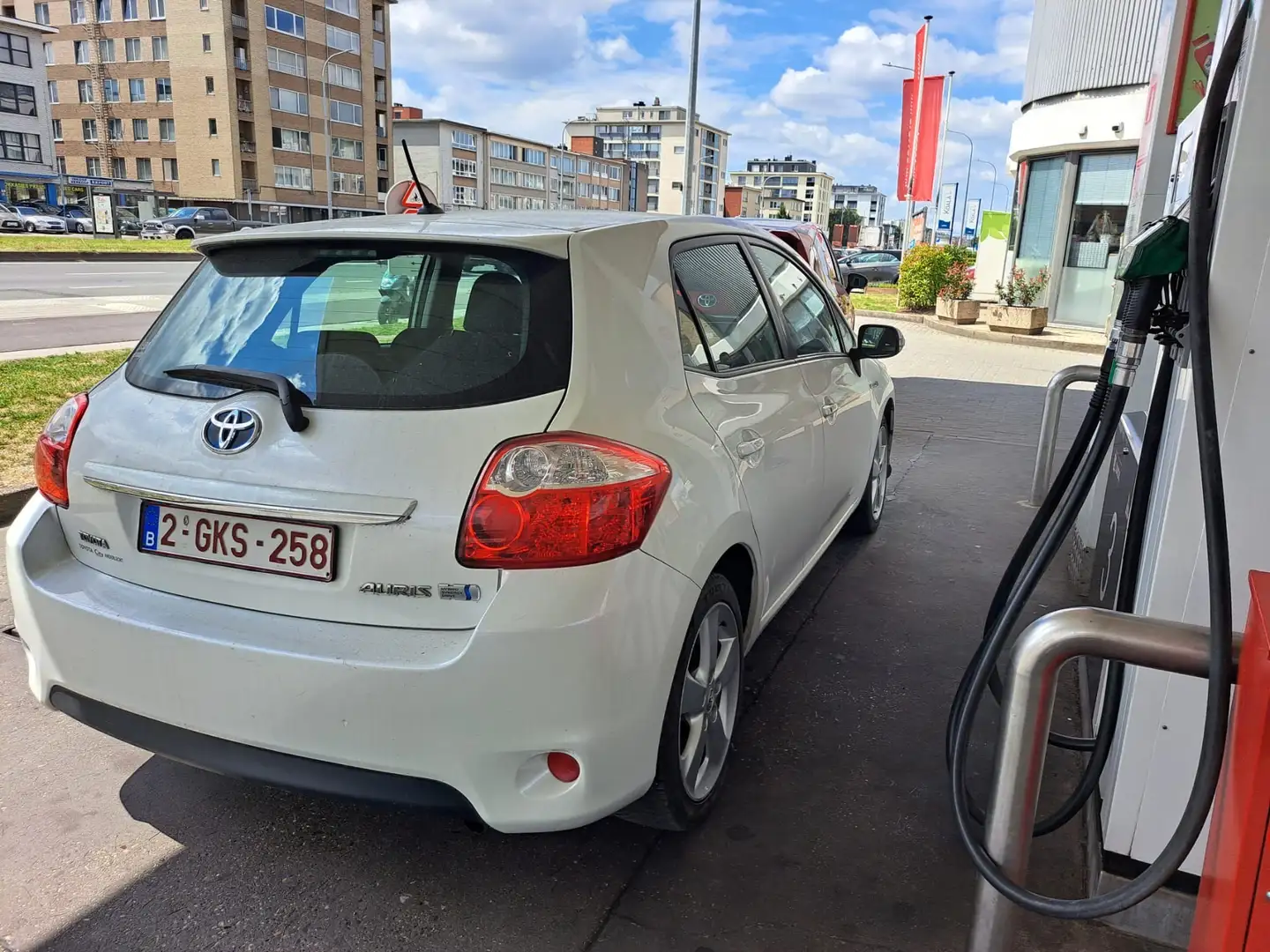 Toyota Auris 1.8 Hybrid Executive - 2