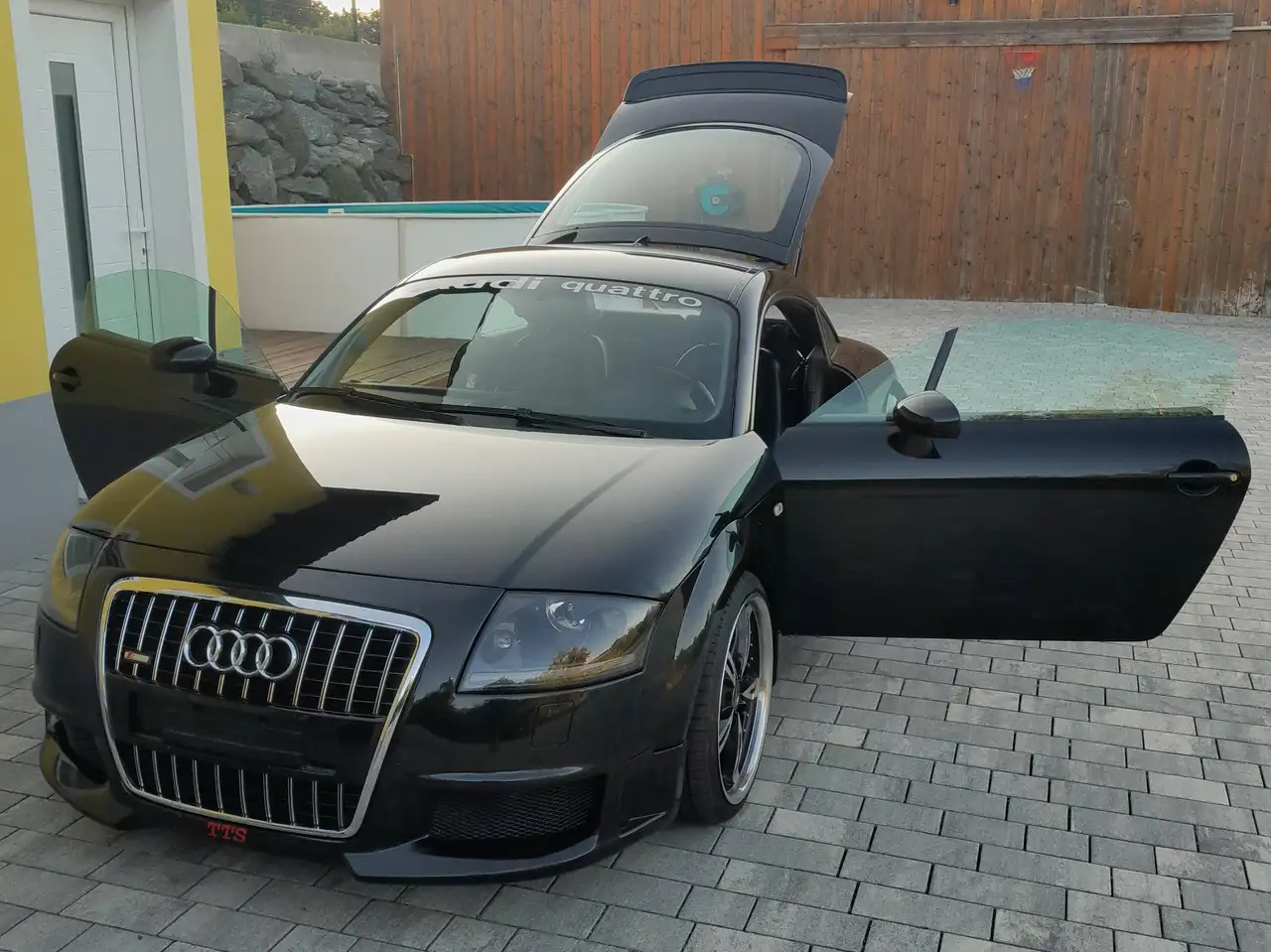 Audi TT Coupé 1,8 T quattro, foto 3