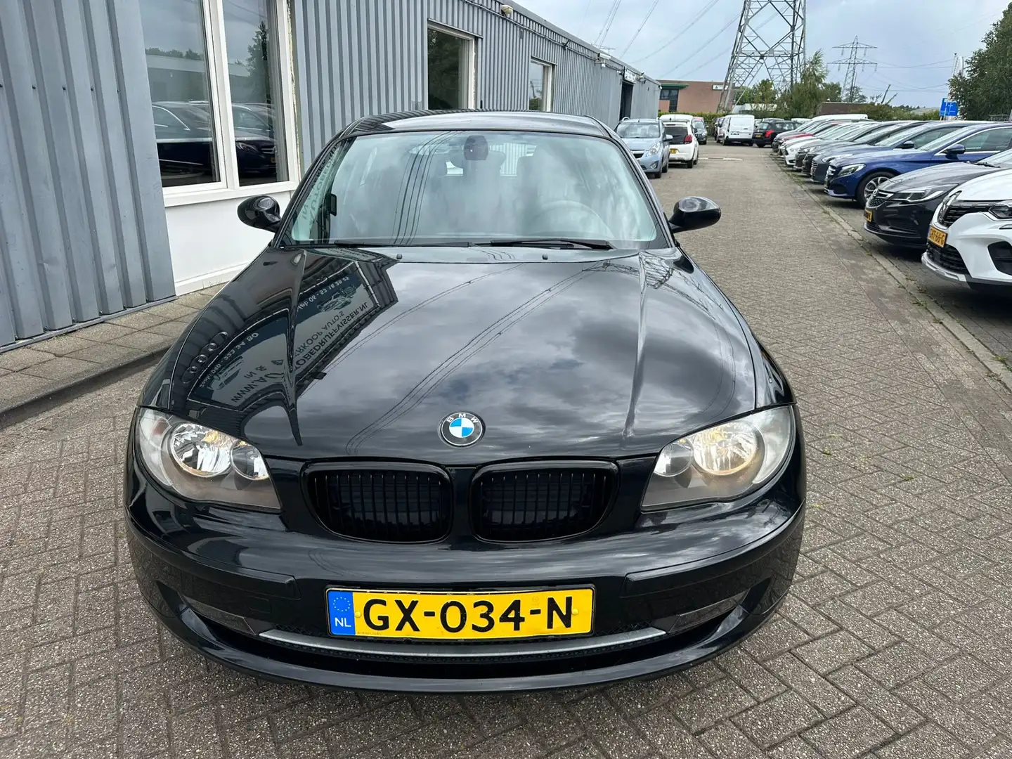BMW 116 1-serie 116i Zwart - 2
