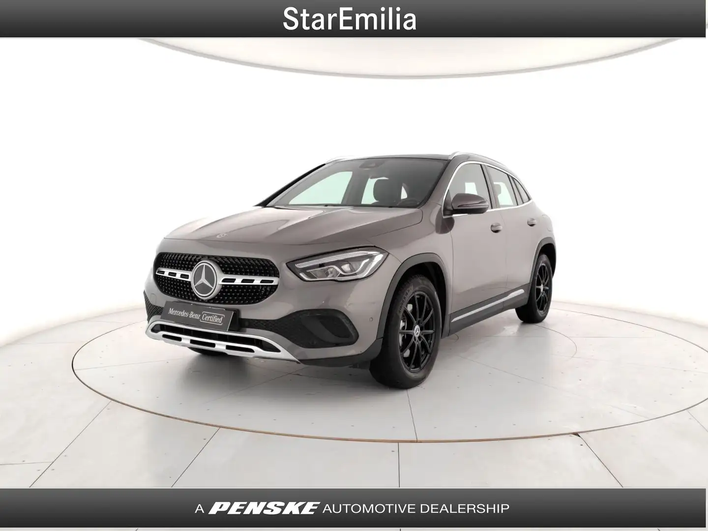 Mercedes-Benz GLA 250 GLA 250 e Plug-in hybrid Automatic Sport Plus Grijs - 1