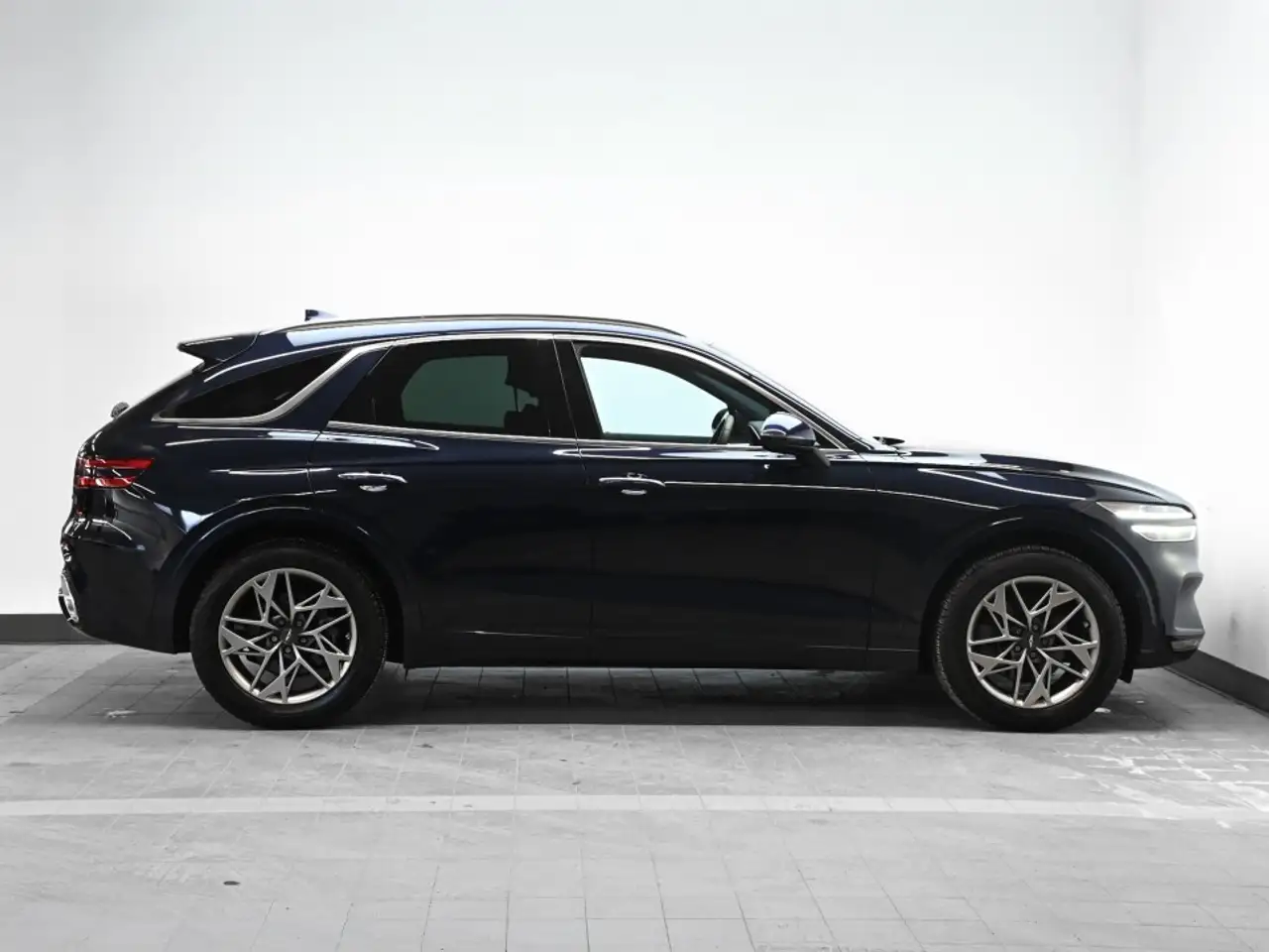 Genesis GV70 снимка Genesis GV70