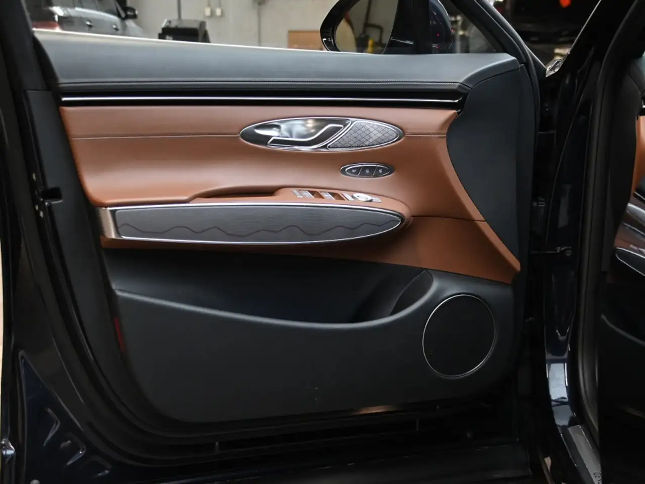 Genesis GV70 снимка Genesis GV70