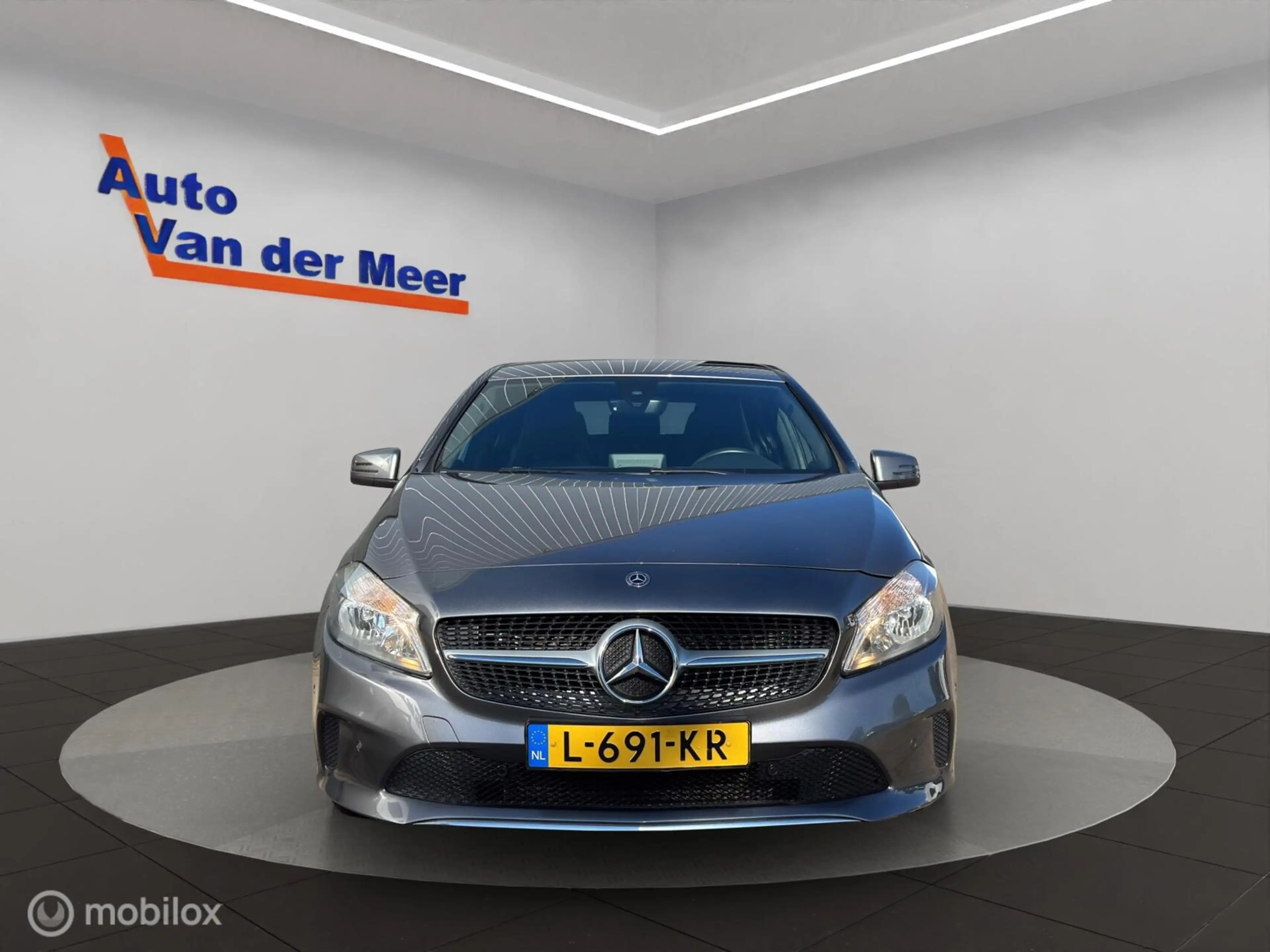 Mercedes-Benz A 180 Prestige — photo 12