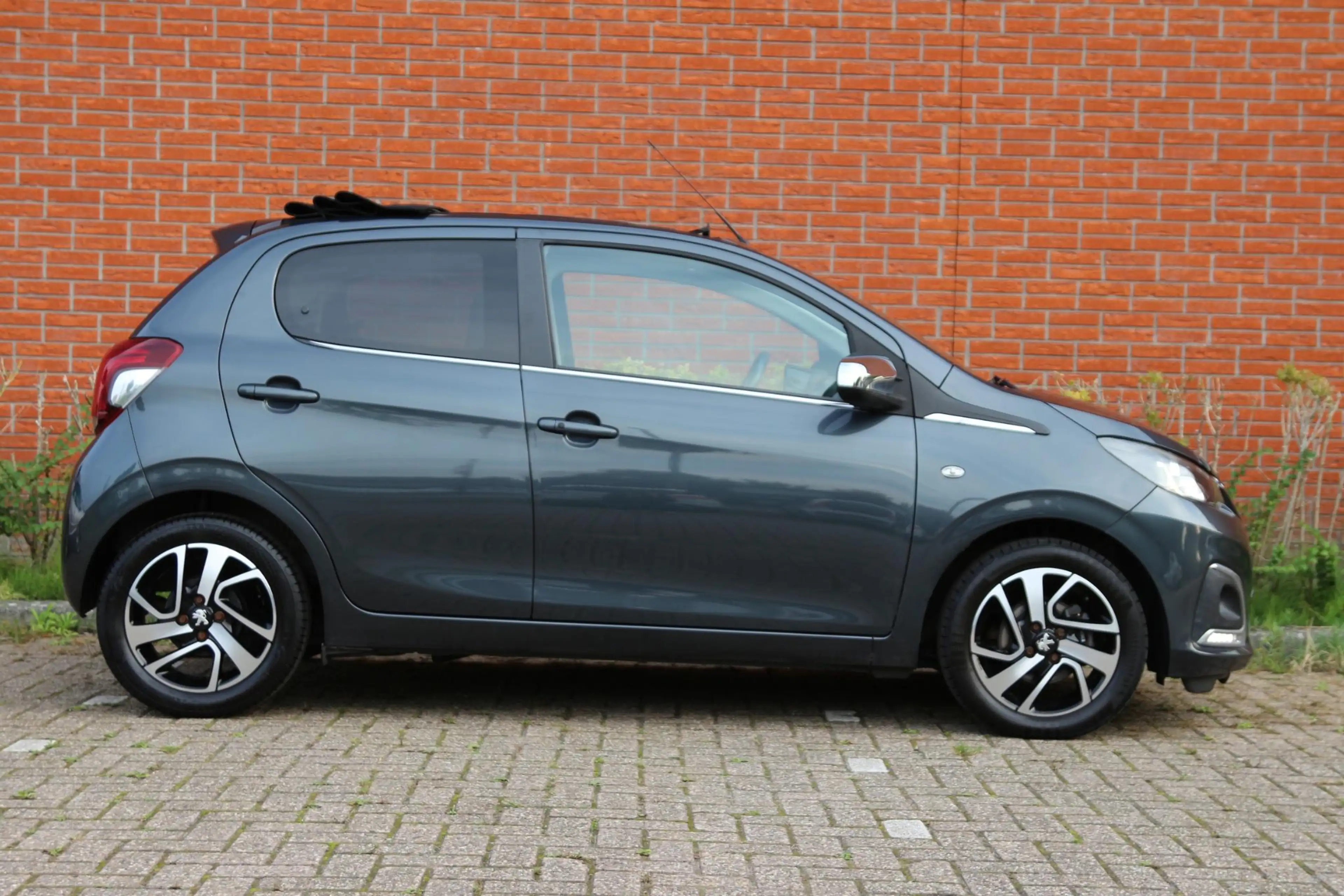 Peugeot 108 1.0 e-VTi 72pk Allure TOP! | NL-auto | Automaat! | — photo 7