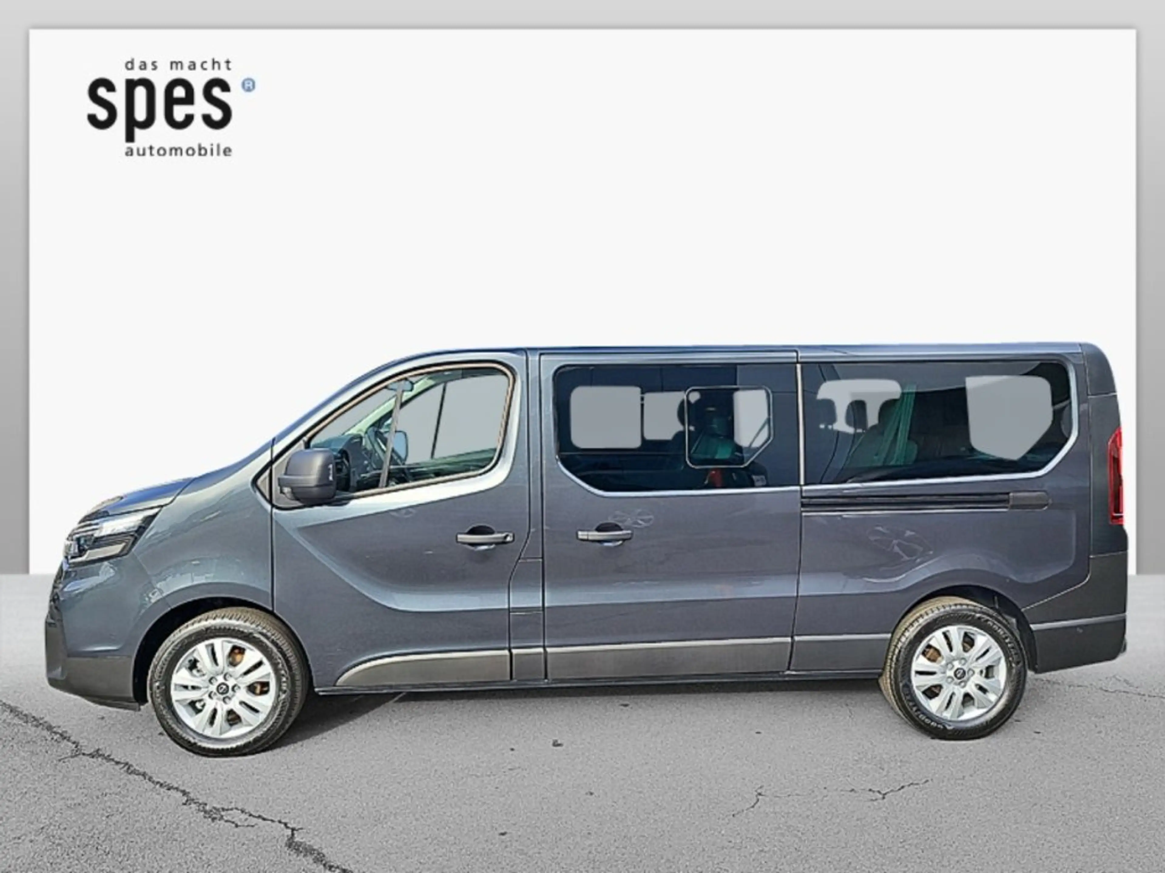 Nissan Primastar Kombi L2H1 dCi 150 Tekna — photo 4