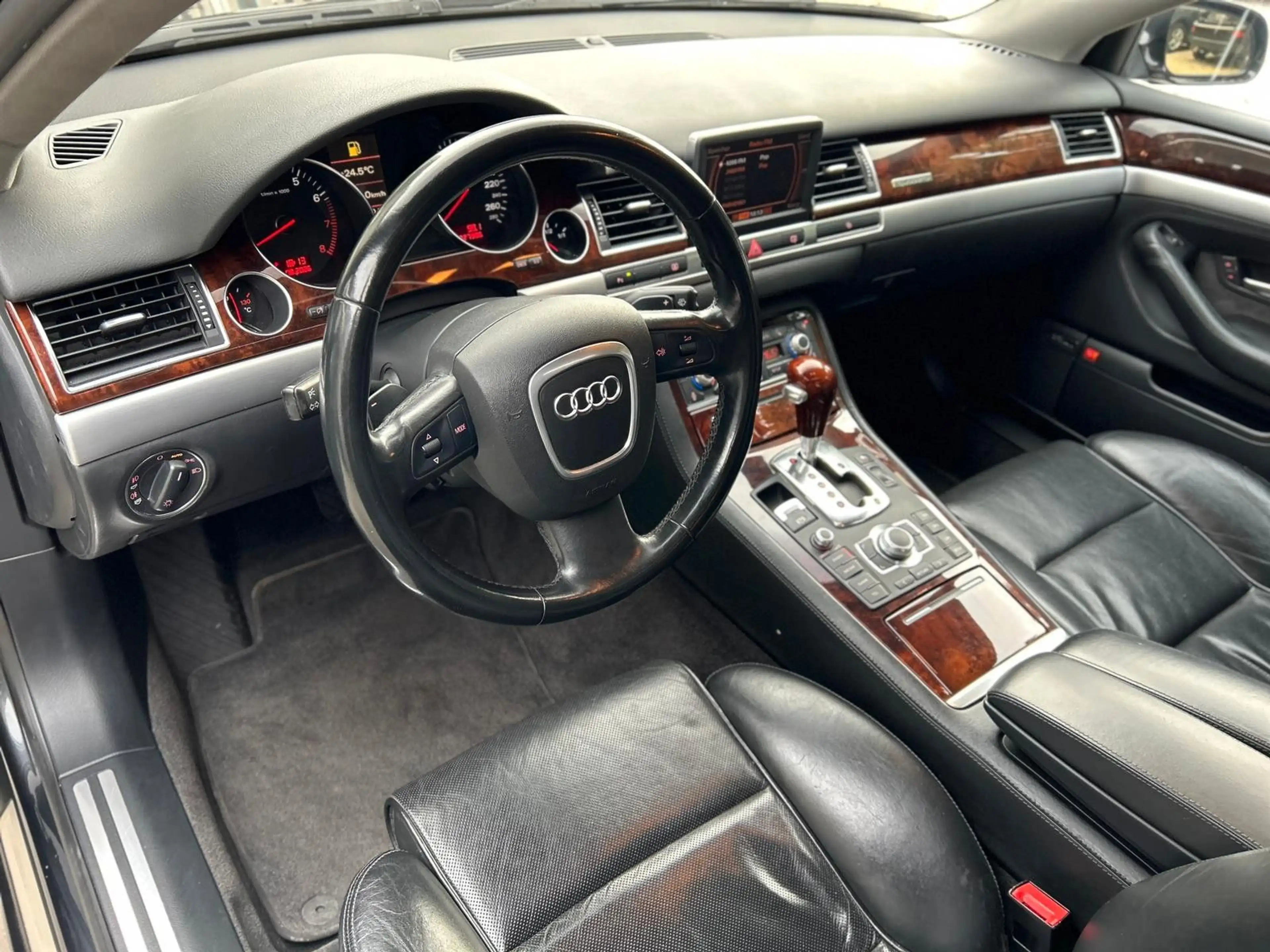 Audi A8 6.0 W12 quattr/SHEFT/SOFT/KEYL/S-DACH/XEN/TOP — photo 13