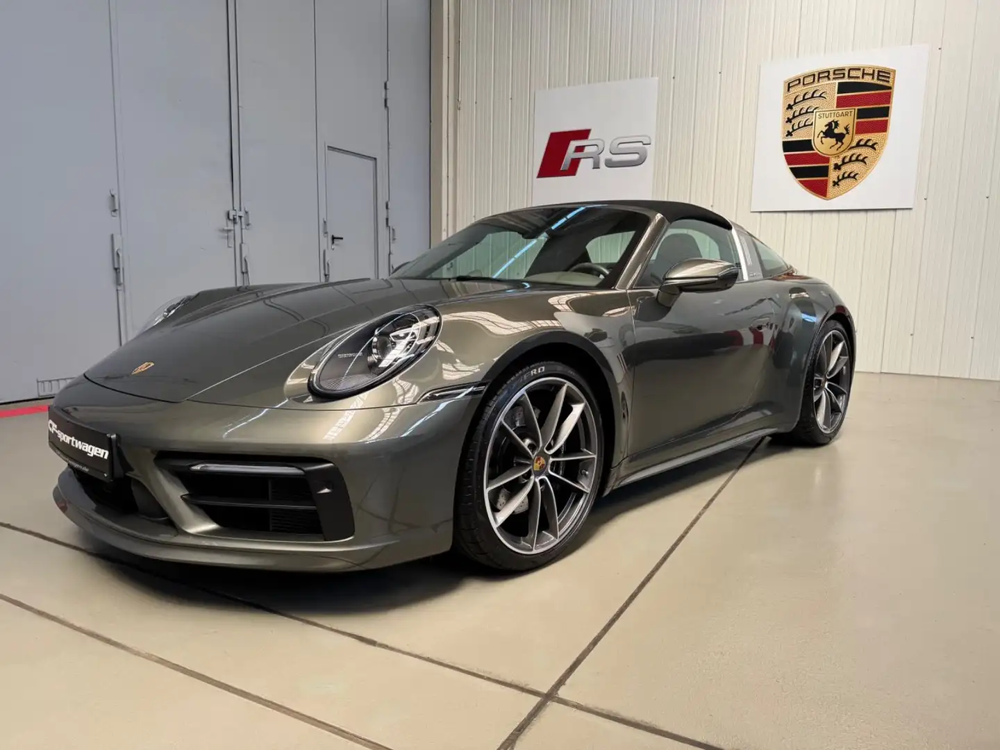 Porsche 992 Targa 4S MATRIX SB LIFT HAL BOSE CLUBLEDER Grün - 2