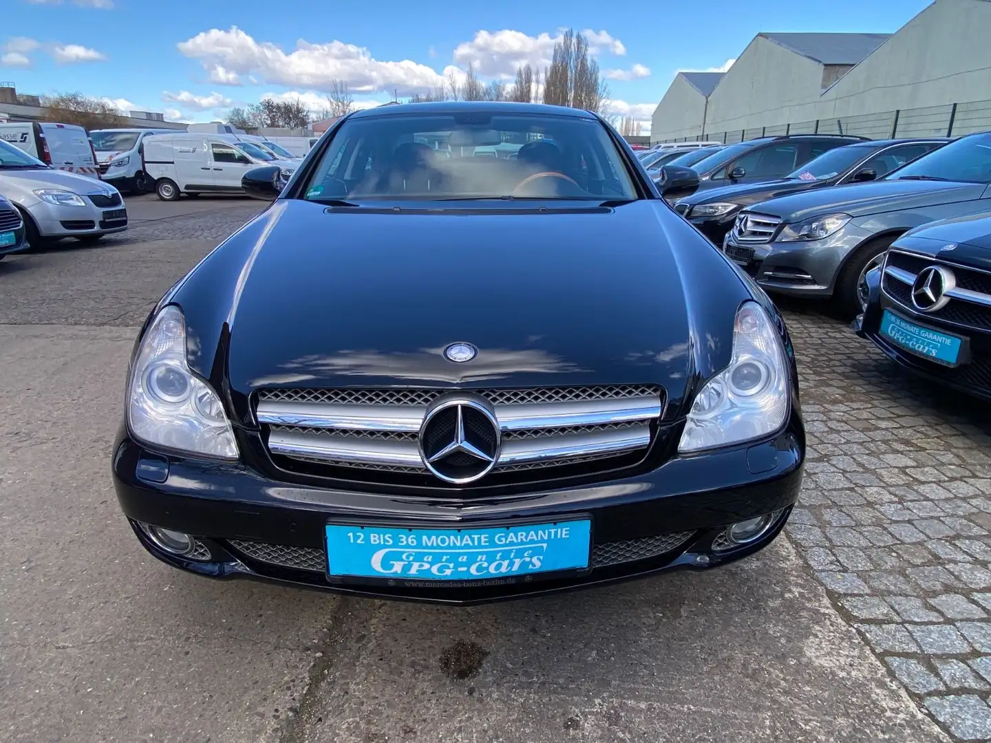 Mercedes-Benz CLS 350 CGI Leder+Navi+Bi-Xenon+PDC+el.Sitze Schwarz - 2