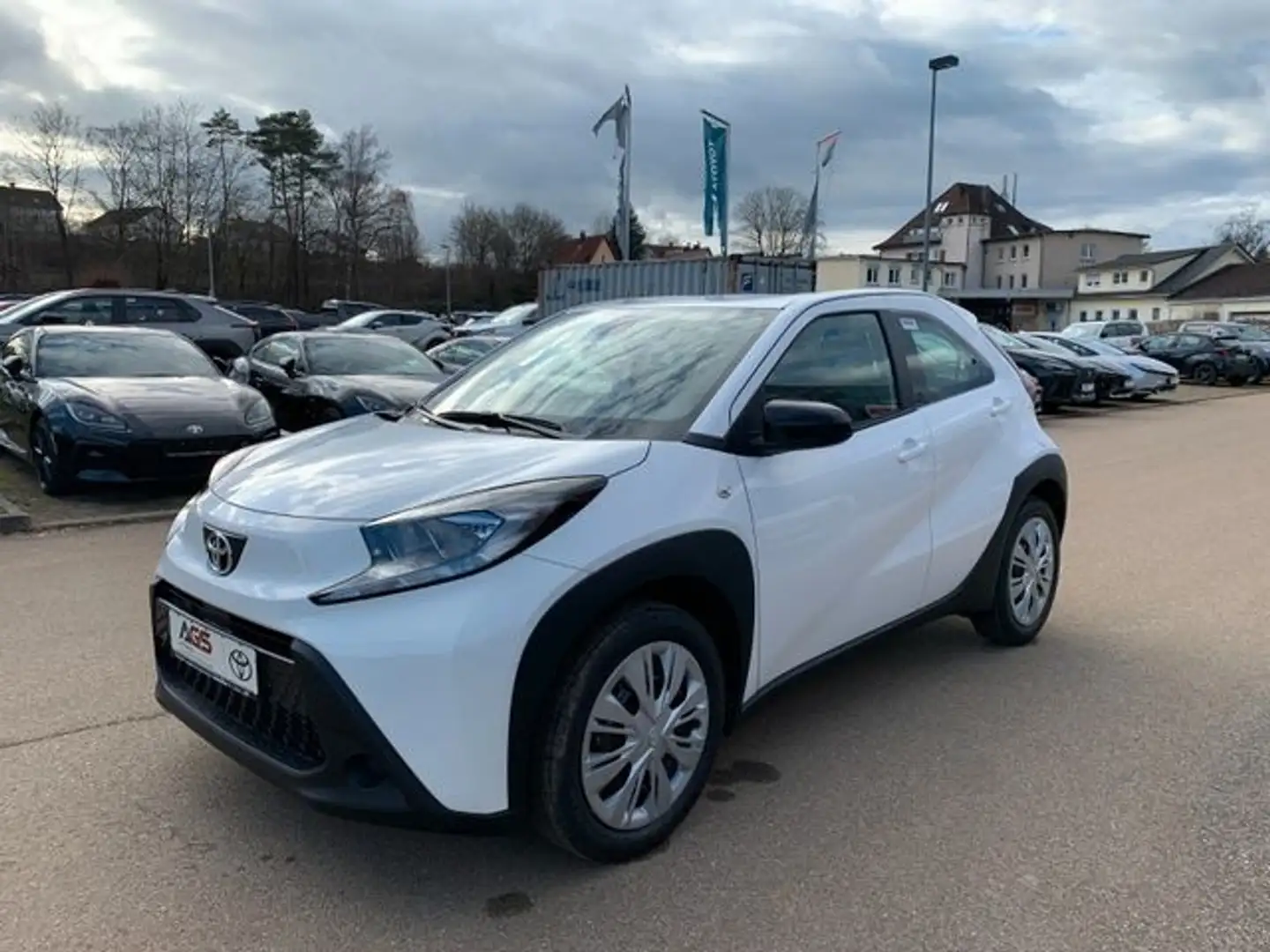 Toyota Aygo X 1.0l Business Edition Apple Carplay Weiß - 2