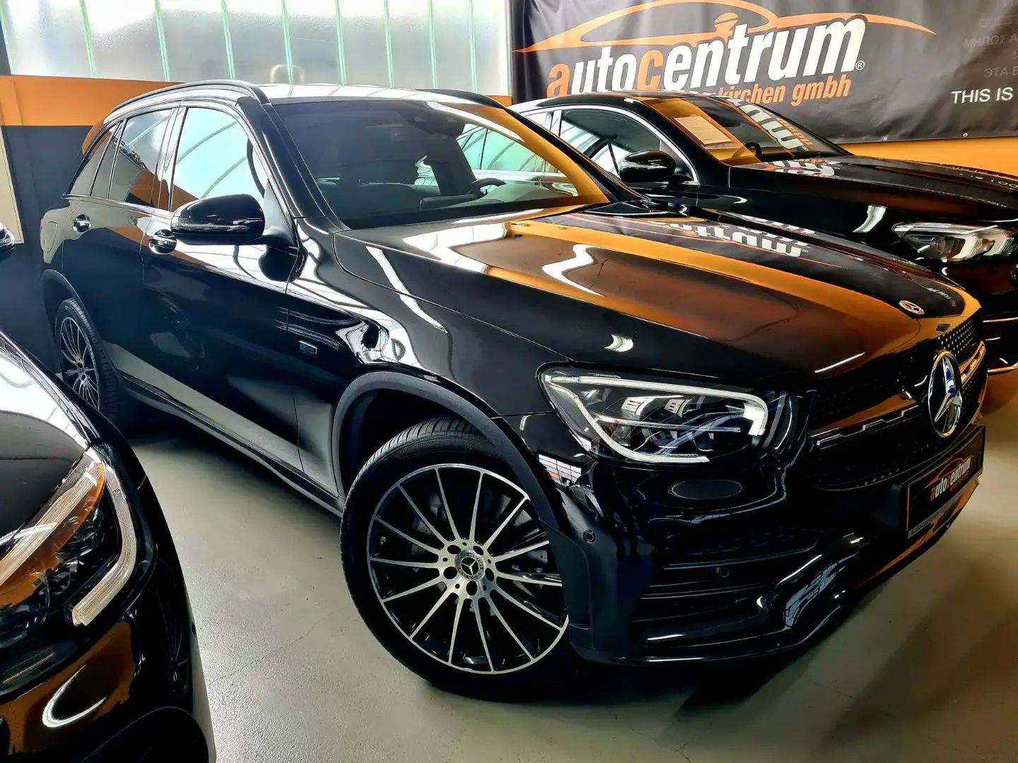 Mercedes-Benz GLC 300 de 4M*2x AMG*Night*Memo*LED*RFKam*DAB*20" Schwarz - 2