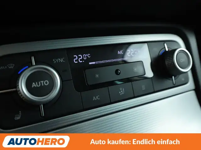 Volkswagen Touareg view 23