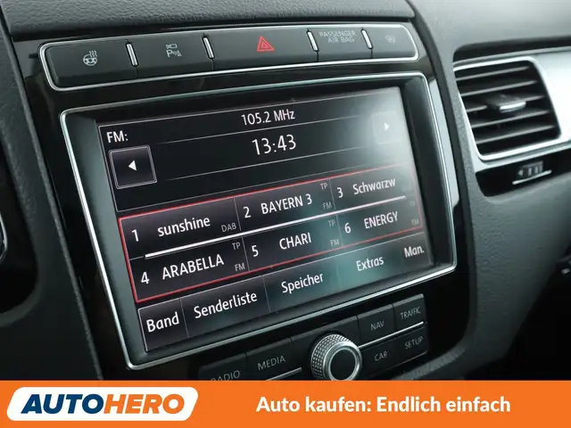 Volkswagen Touareg view 21