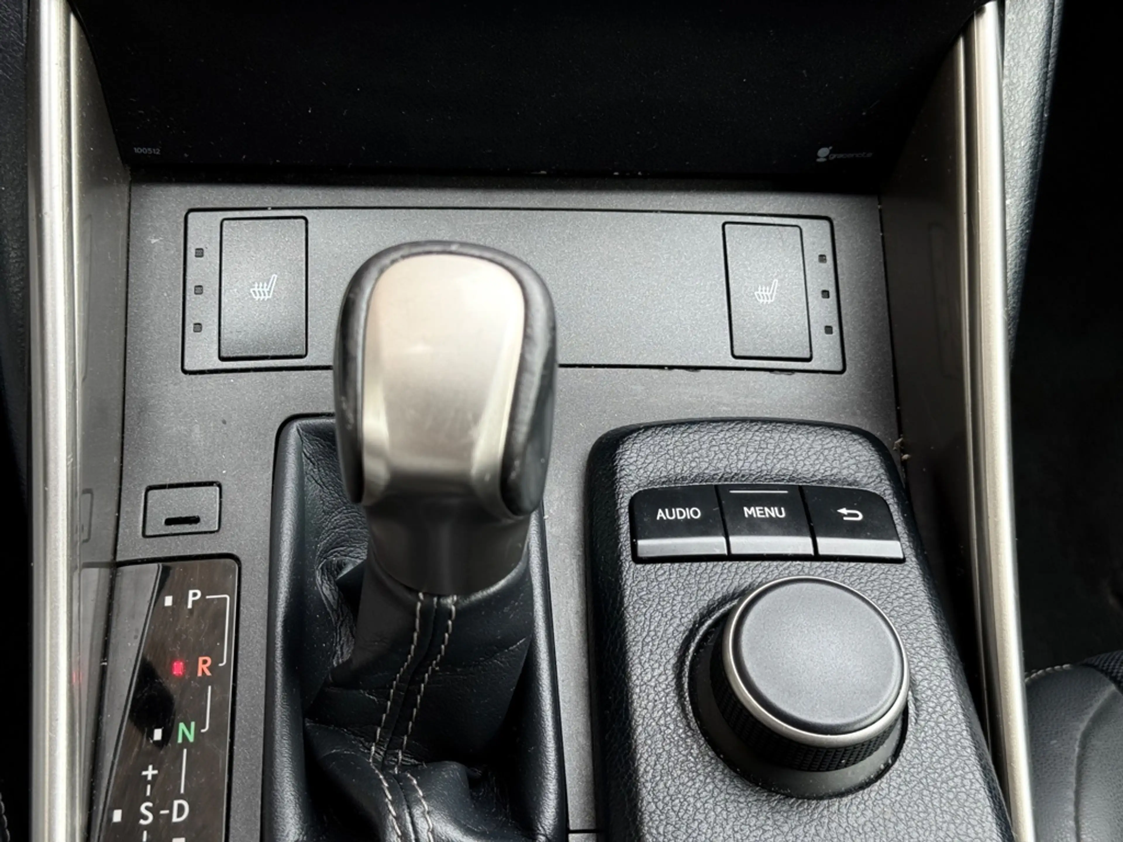 Lexus IS 300 300h 25th Edition Camera — photo 11