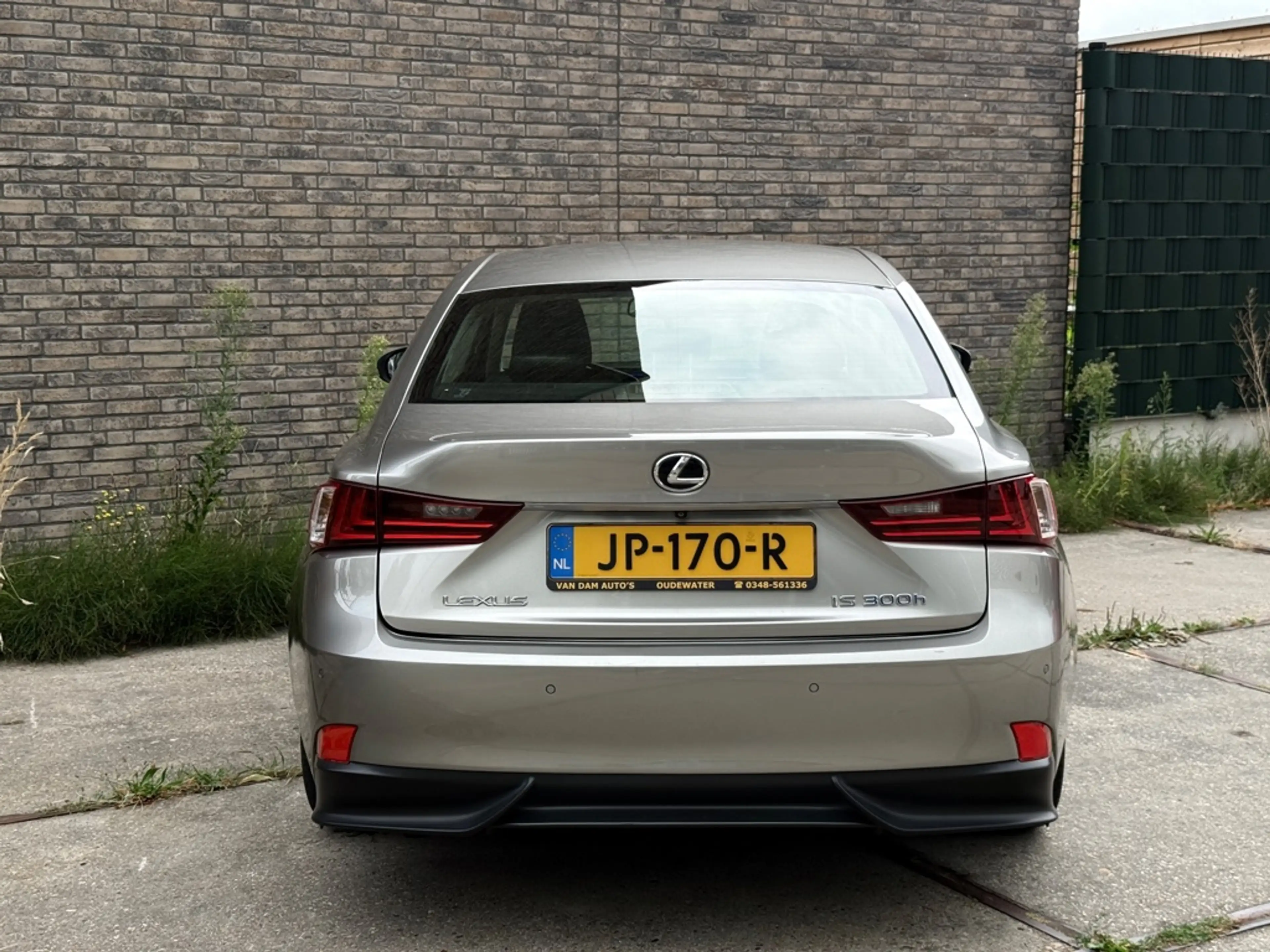 Lexus IS 300 300h 25th Edition Camera — photo 4
