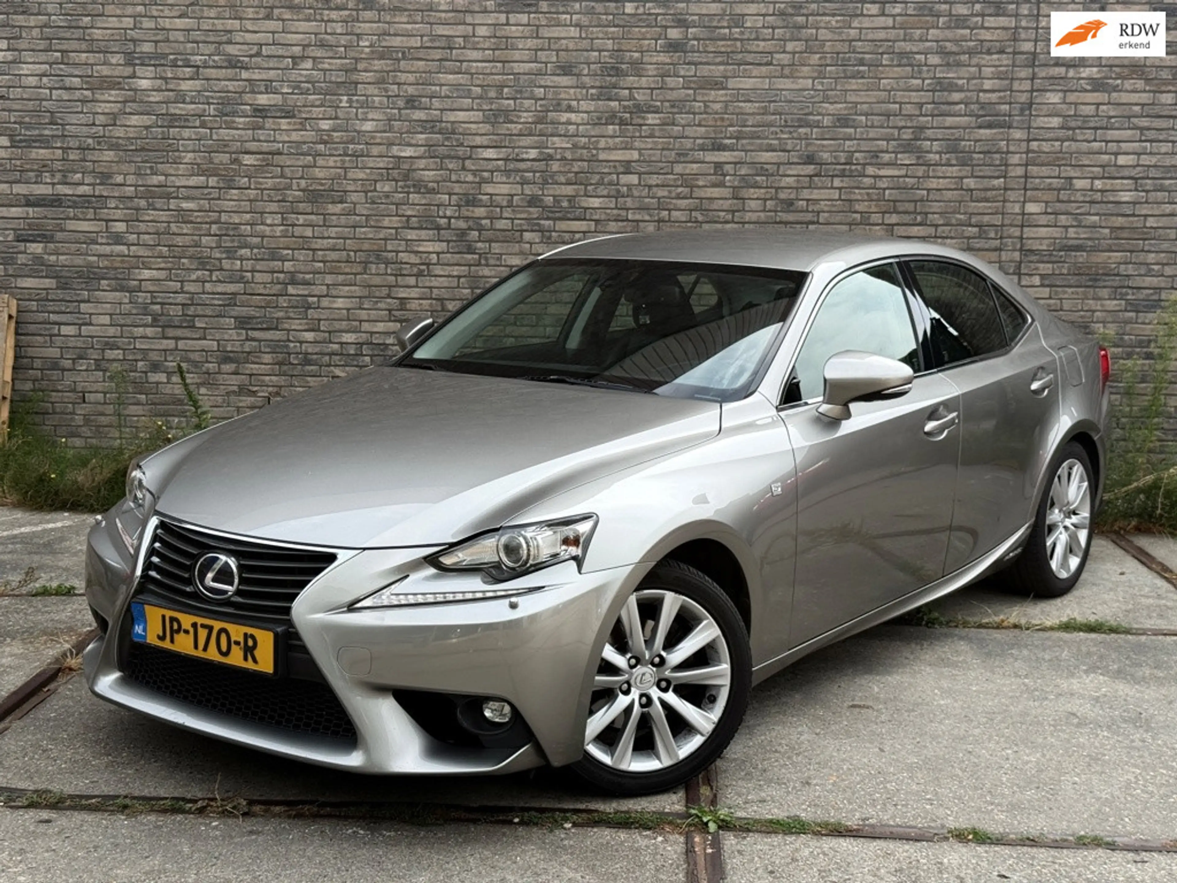 Lexus IS 300 300h 25th Edition Camera